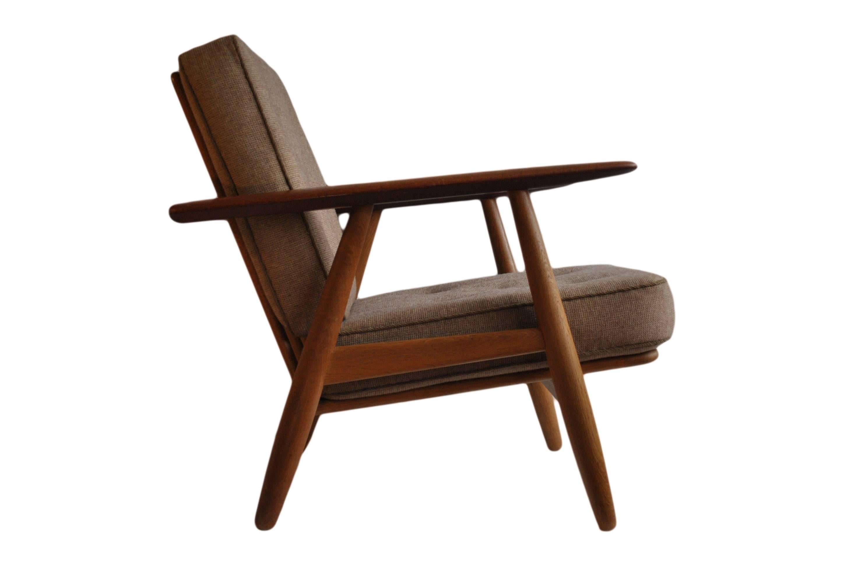 Mid-Century Modern Hans J Wegner GE240 Cigar Chair, Original GETAMA Model