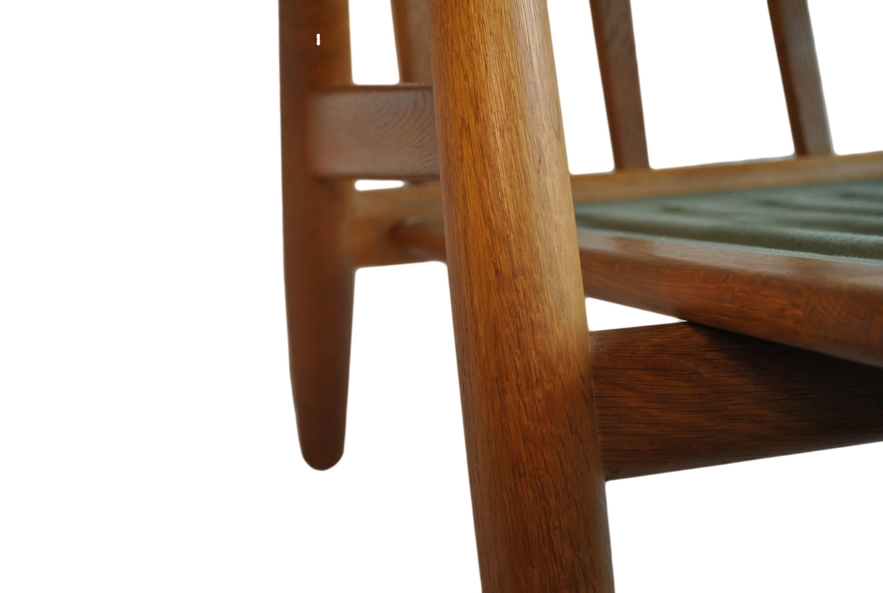 Hans J Wegner GE240 Cigar Chair, Original GETAMA Model 2