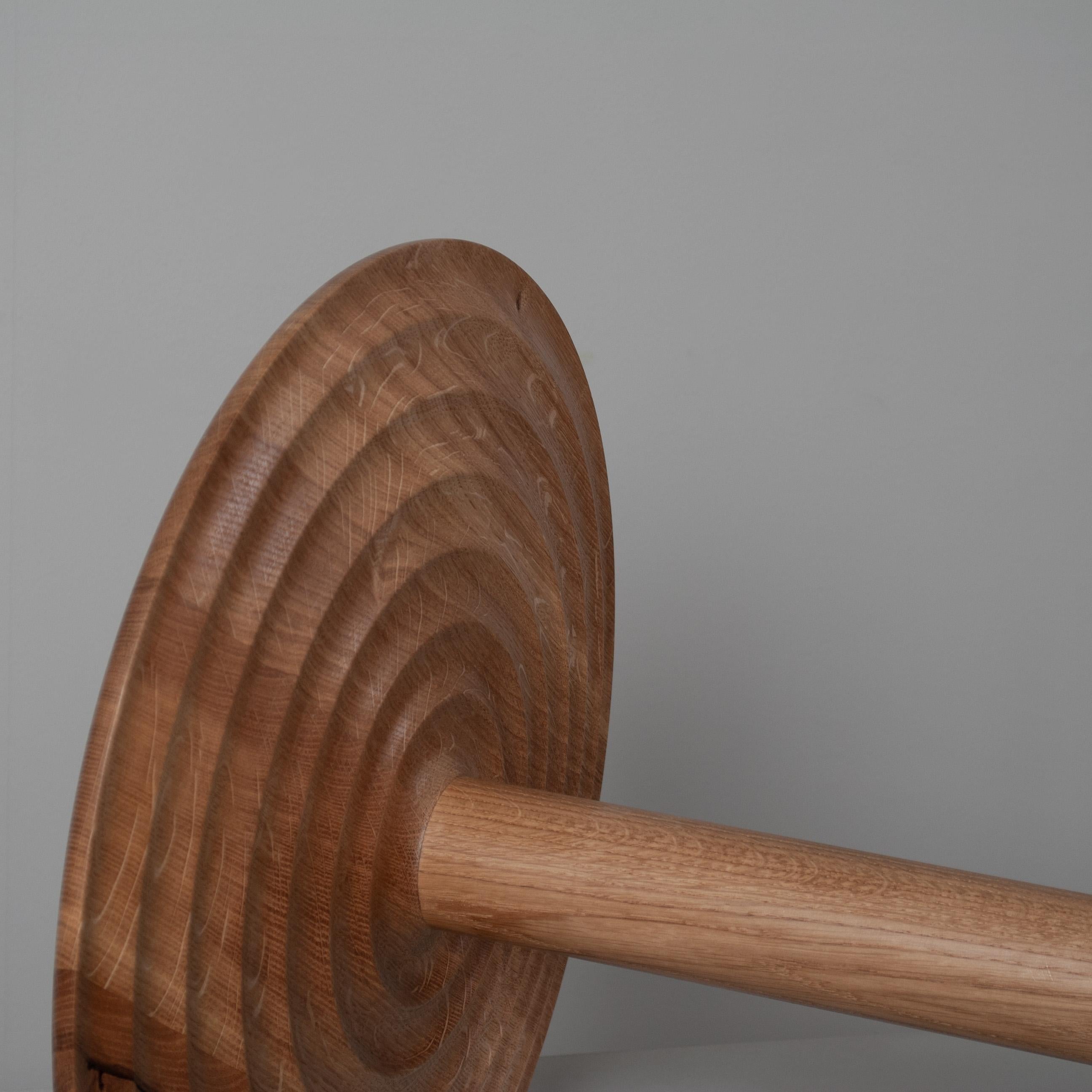 Fait main Grande table d'appoint, table à boire, en chêne anglais, fabriquée à la main en vente