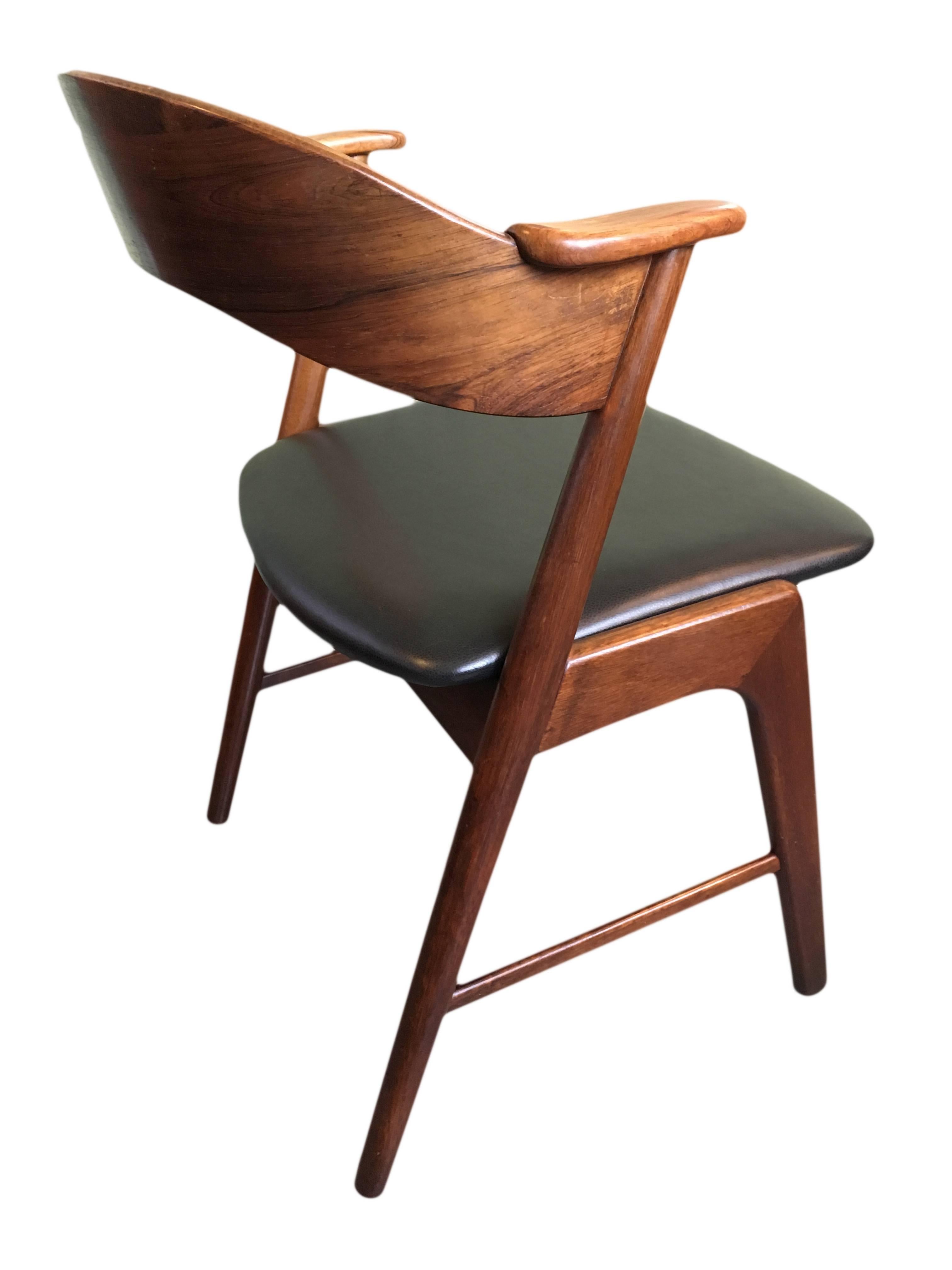 Mid-Century Modern Set of Four Rosewood Kai Kristiansen Dining Chairs, Model 32