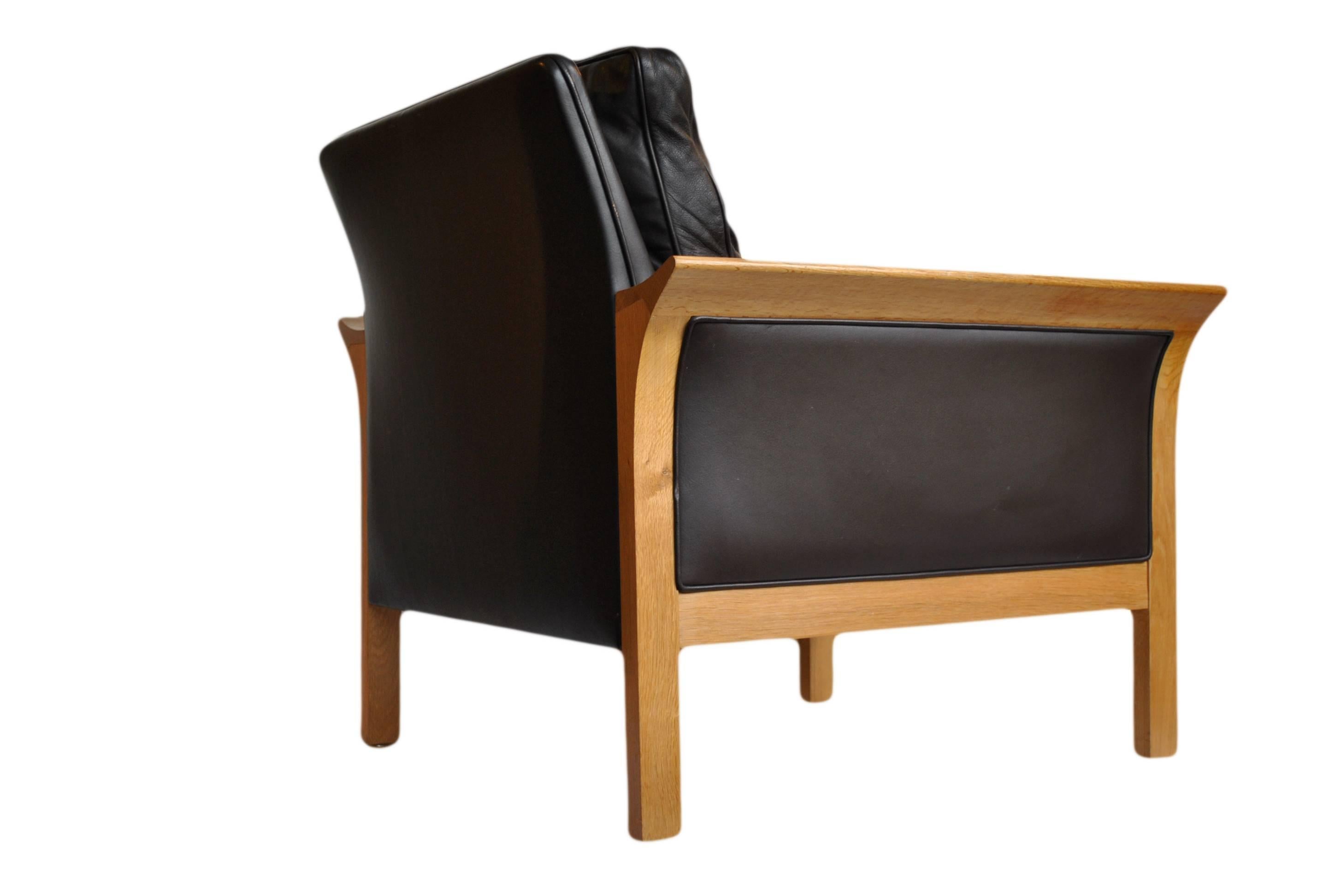 Hans Olsen Armchair, pair available, Model 400, 1966 In Excellent Condition In London, GB