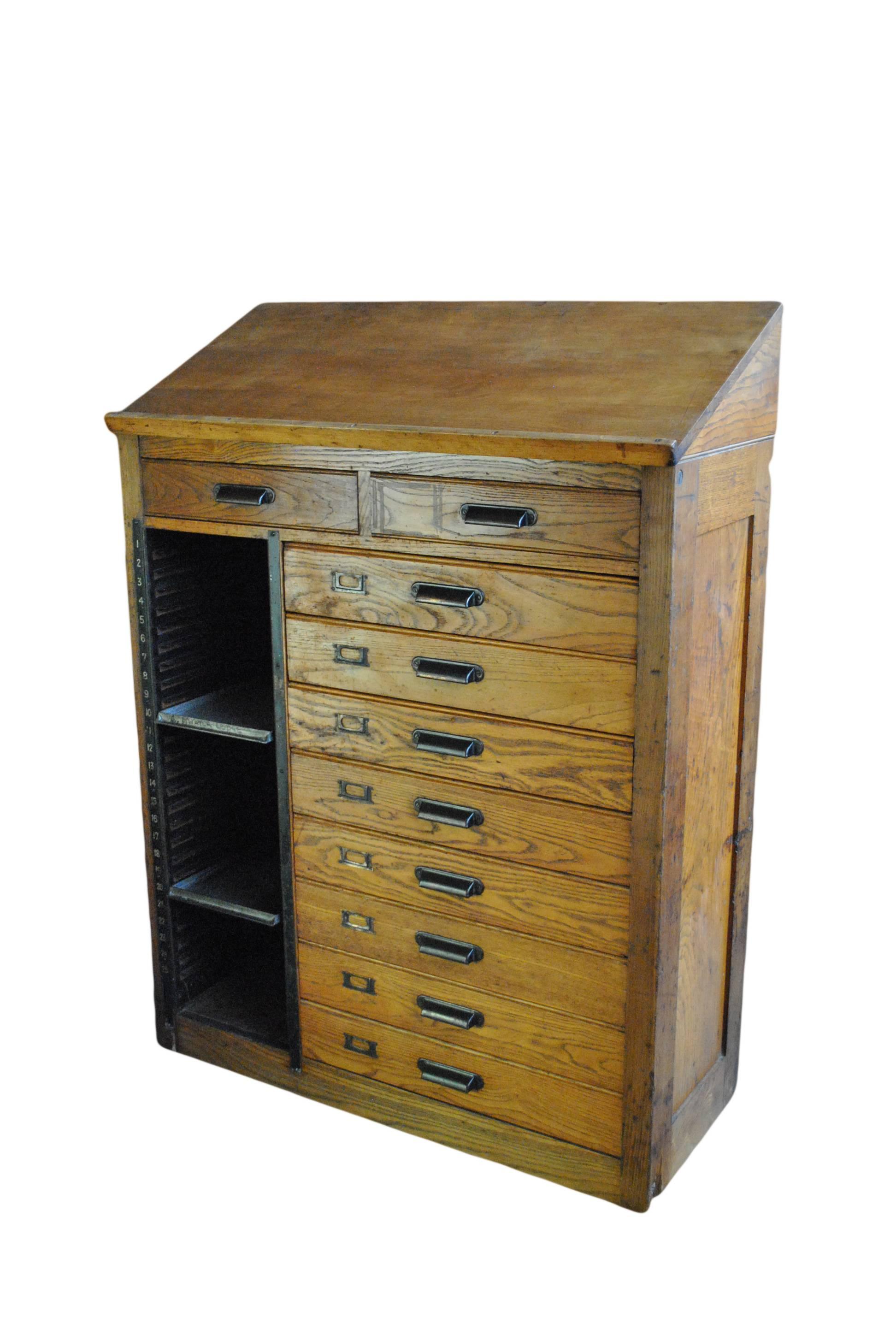 Lovely old oak typesetters cabinet, chest of drawers.
Constructed, circa 1900. Cleaned and re-waxed.
Free U.K delivery. Overseas shipping available enquire for quotes.