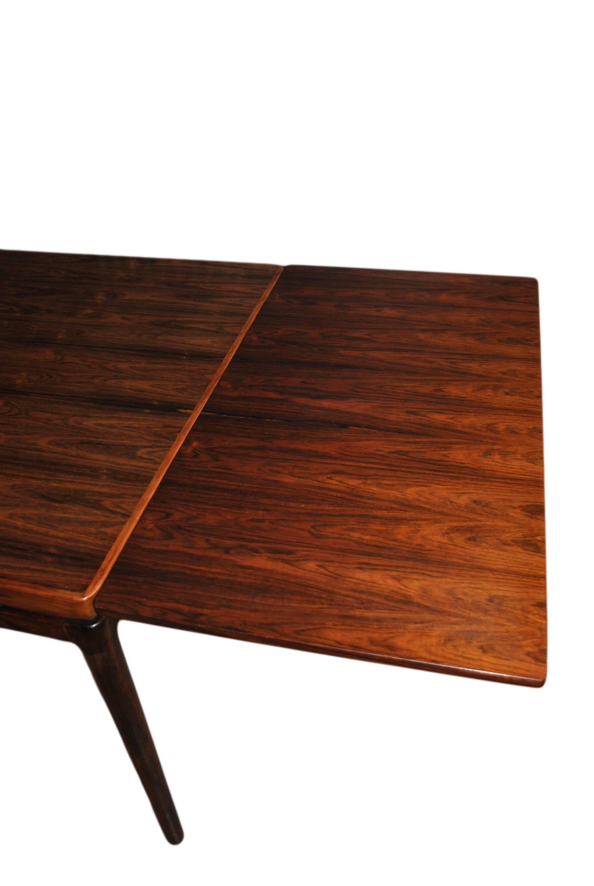 Mid-Century Rosewood Dining Table by Johannes Andersen 2
