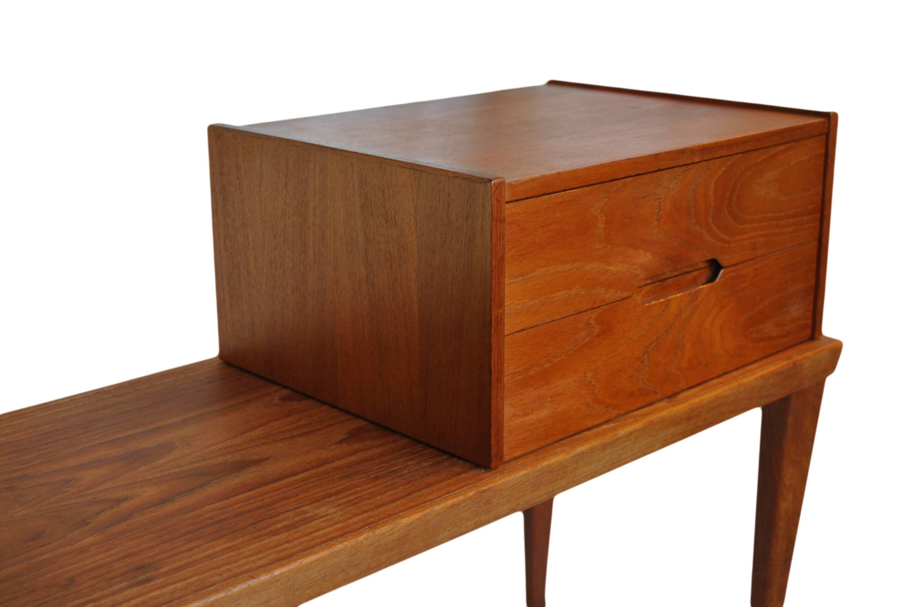 20th Century Kai Kristiansen - Aksel Kjersgaard Set. Bench, drawers and mirror.