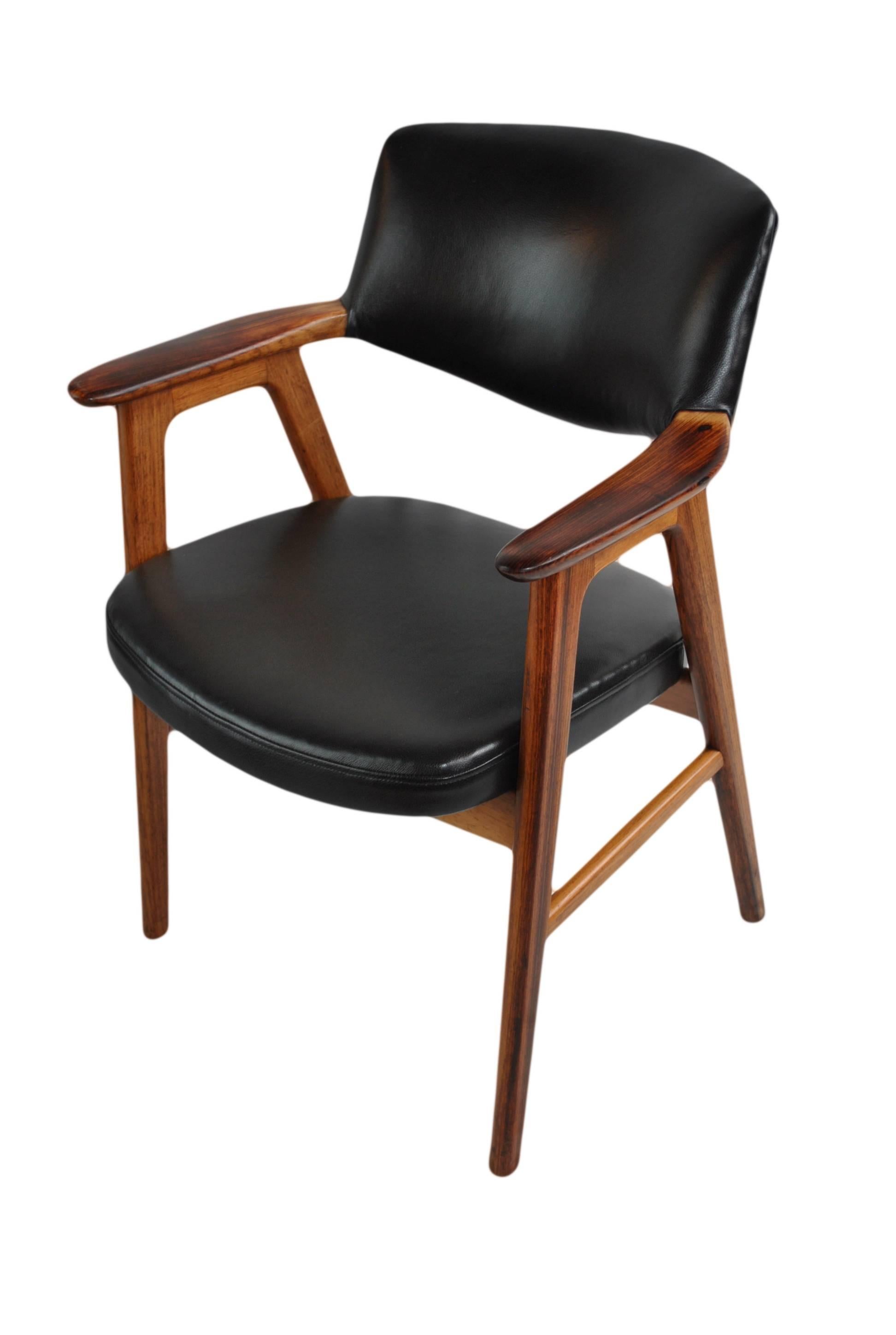 Pair of Fully Restored and Reupholstered Erik Kirkegaard Chairs 1