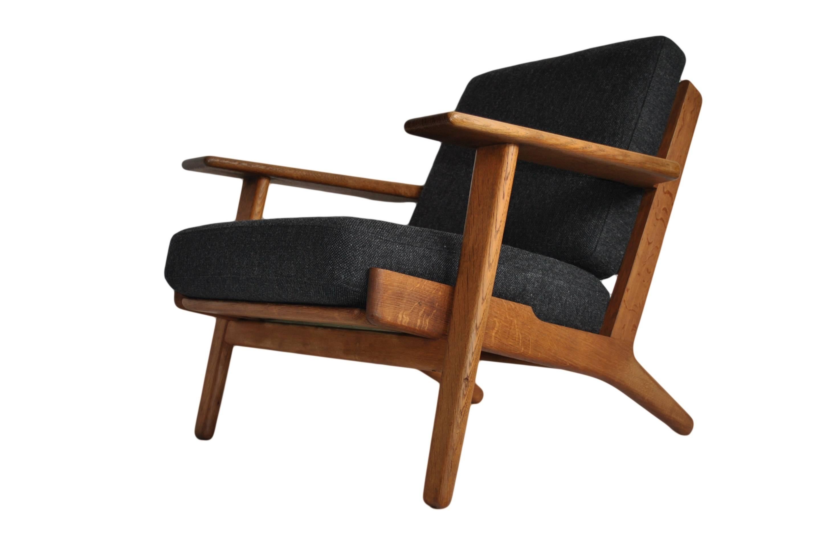 Danish Pair of Original Hans J Wegner ge290 Lounge Chair