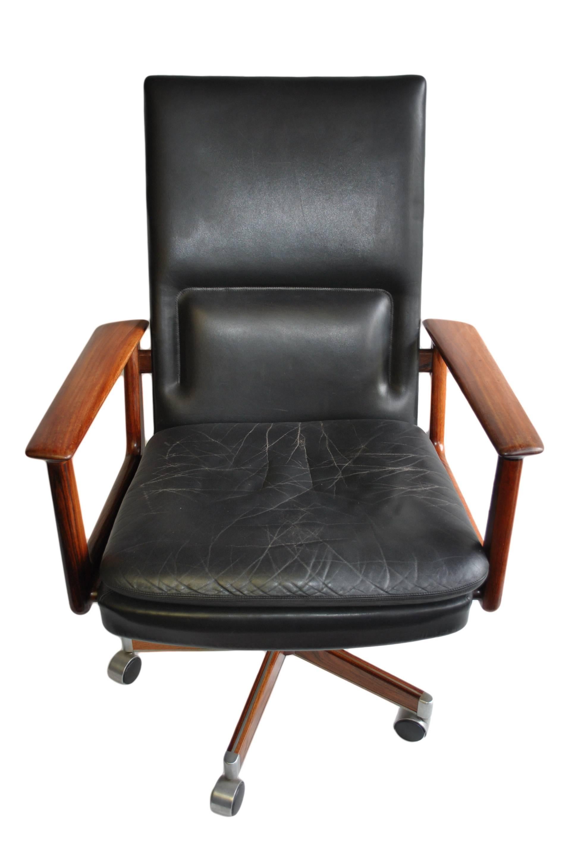 Arne Vodder Executive Chair, Rosewood and Leather 1