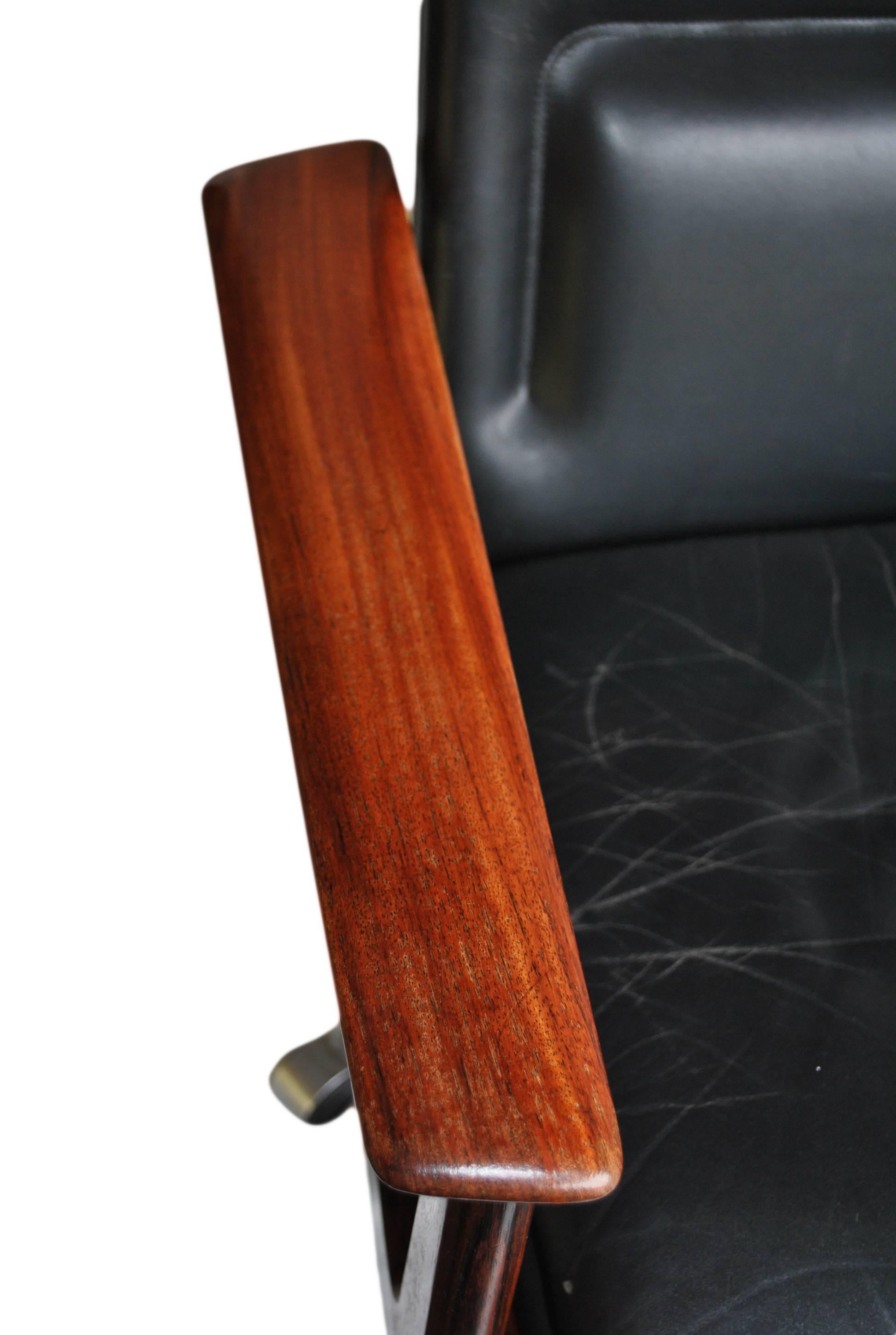 Arne Vodder Executive Chair, Rosewood and Leather 3