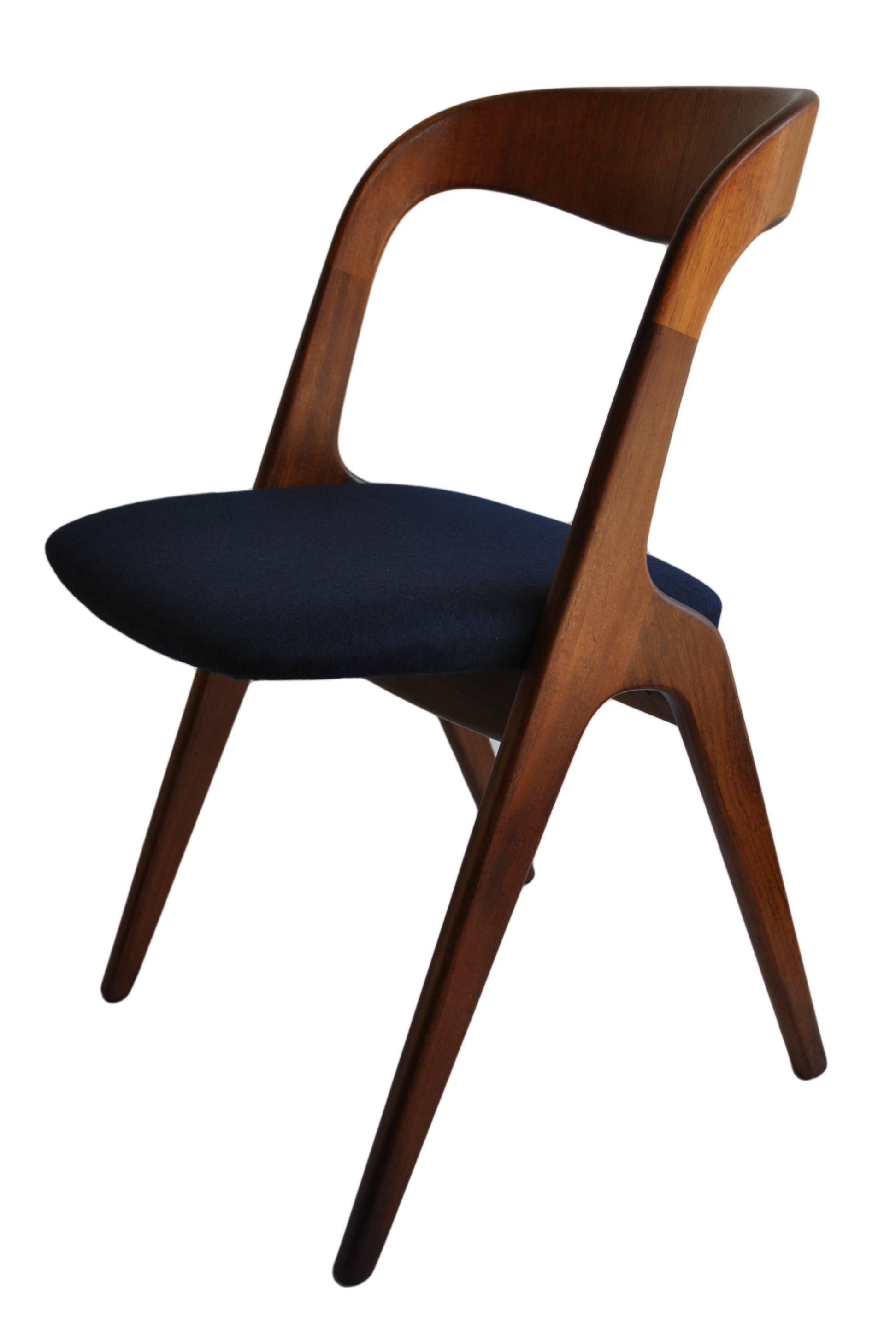 Beautifully sleek Vamo Sonderborg chairs. Re-oiled teak frames with professionally re-upholstered seats in blue felt.
Produced in Denmark, circa 1960.
 