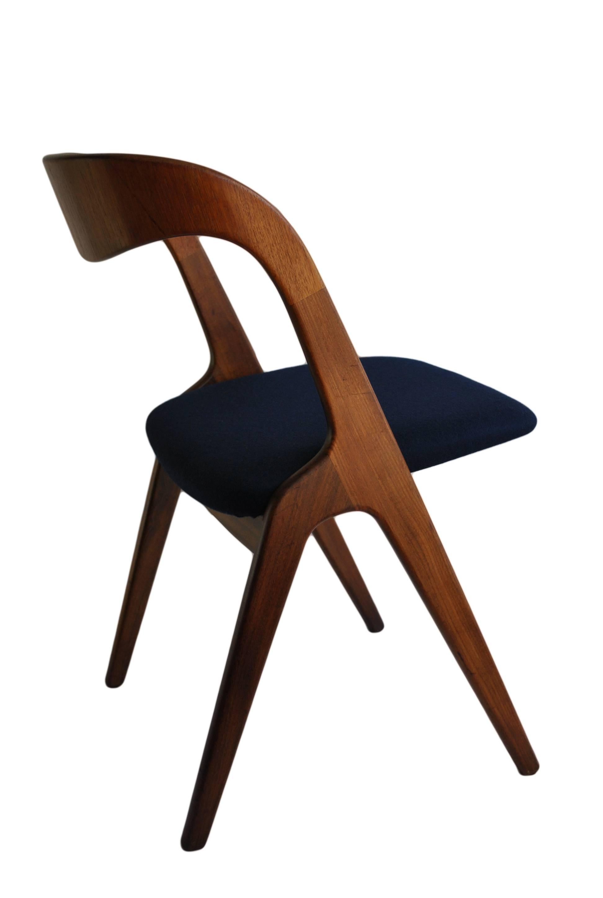 20th Century Mid-Century, Re-Upholstered Set of Four Vamo Sonderborg Chairs