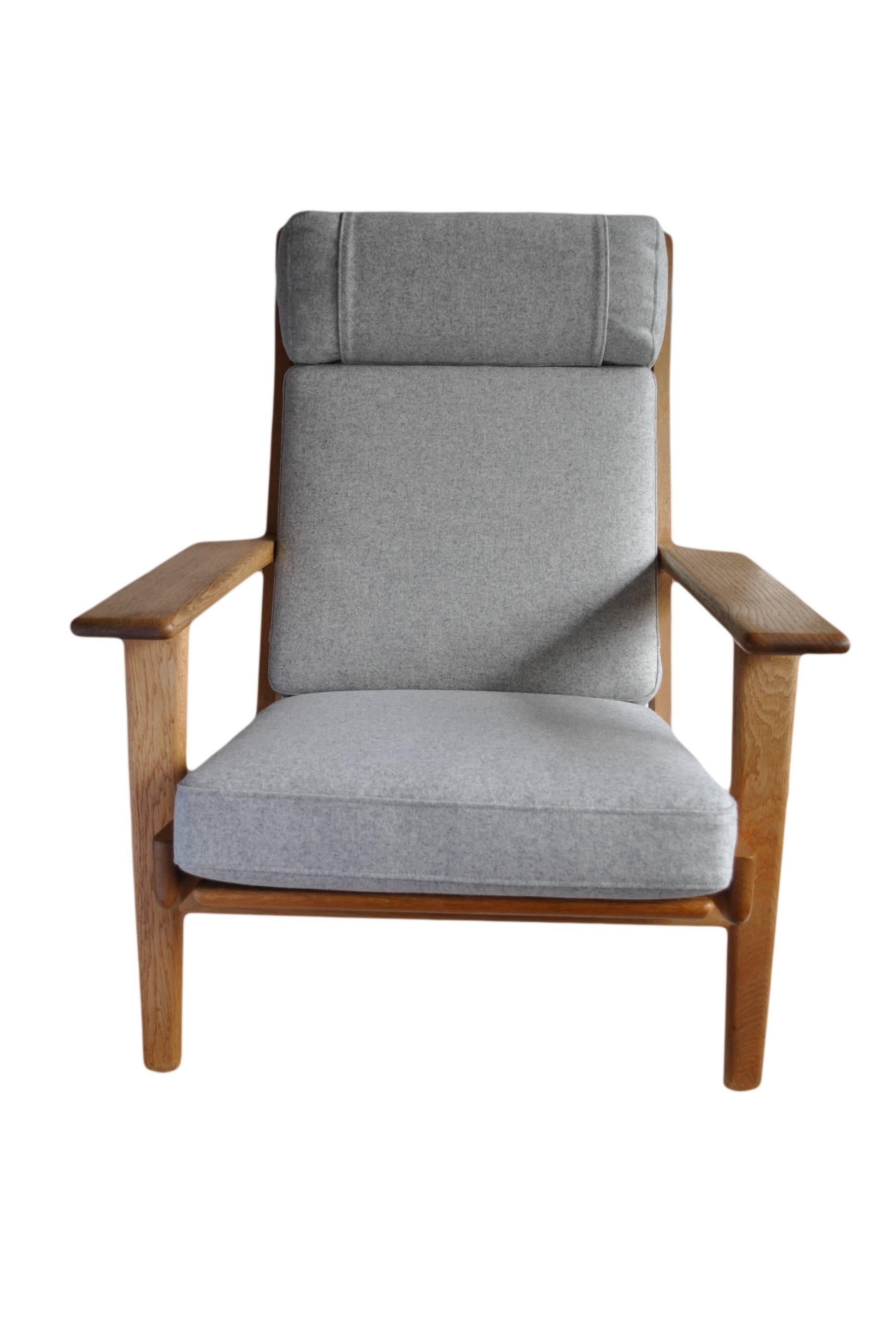 Hans Wegner GE290 Lounge Chair, 1950s Original. Fully refurbished. 1