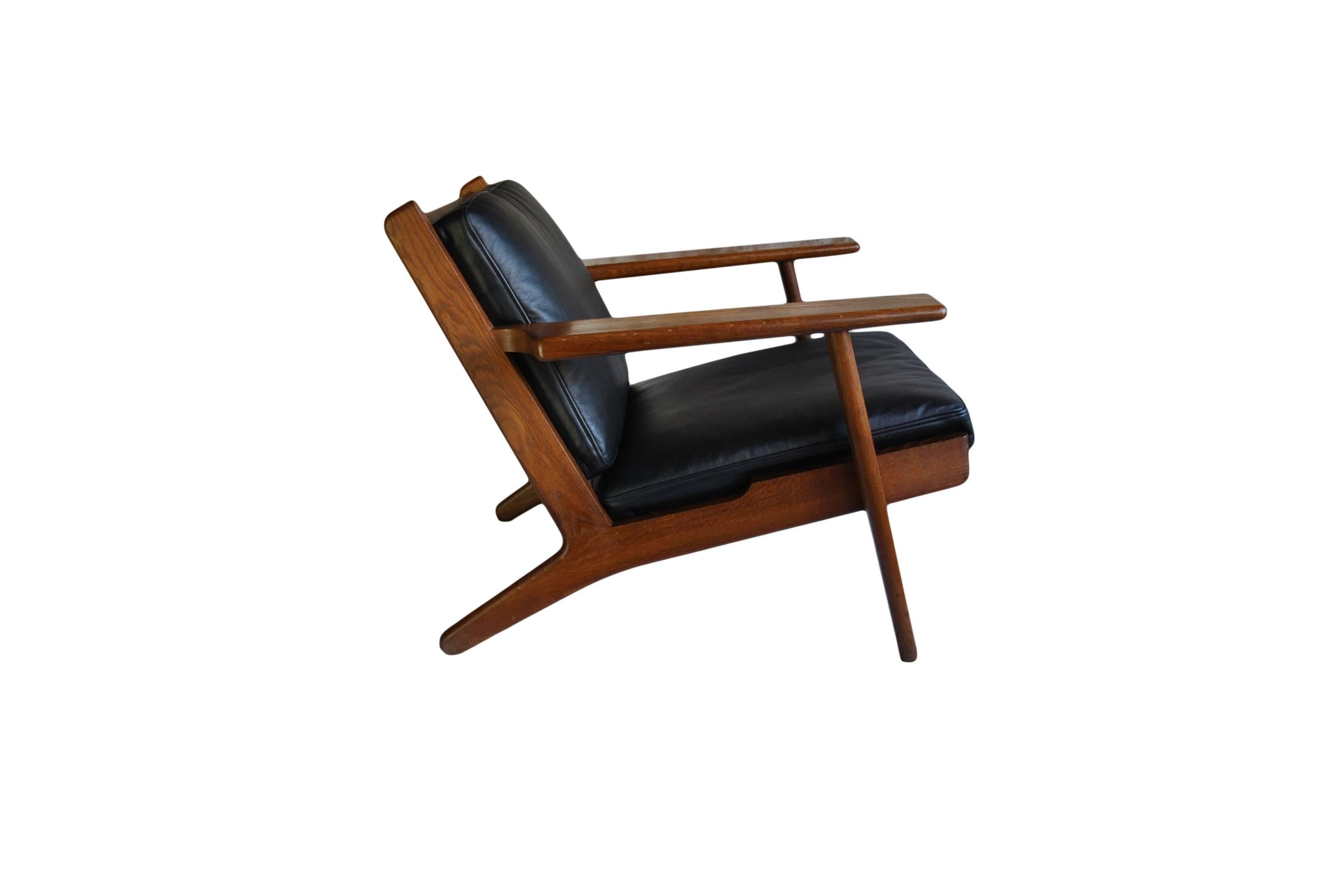 Pair of Hans J Wegner GE290 Lounge Chairs, Fumed Oak, New Leather, Restored 3