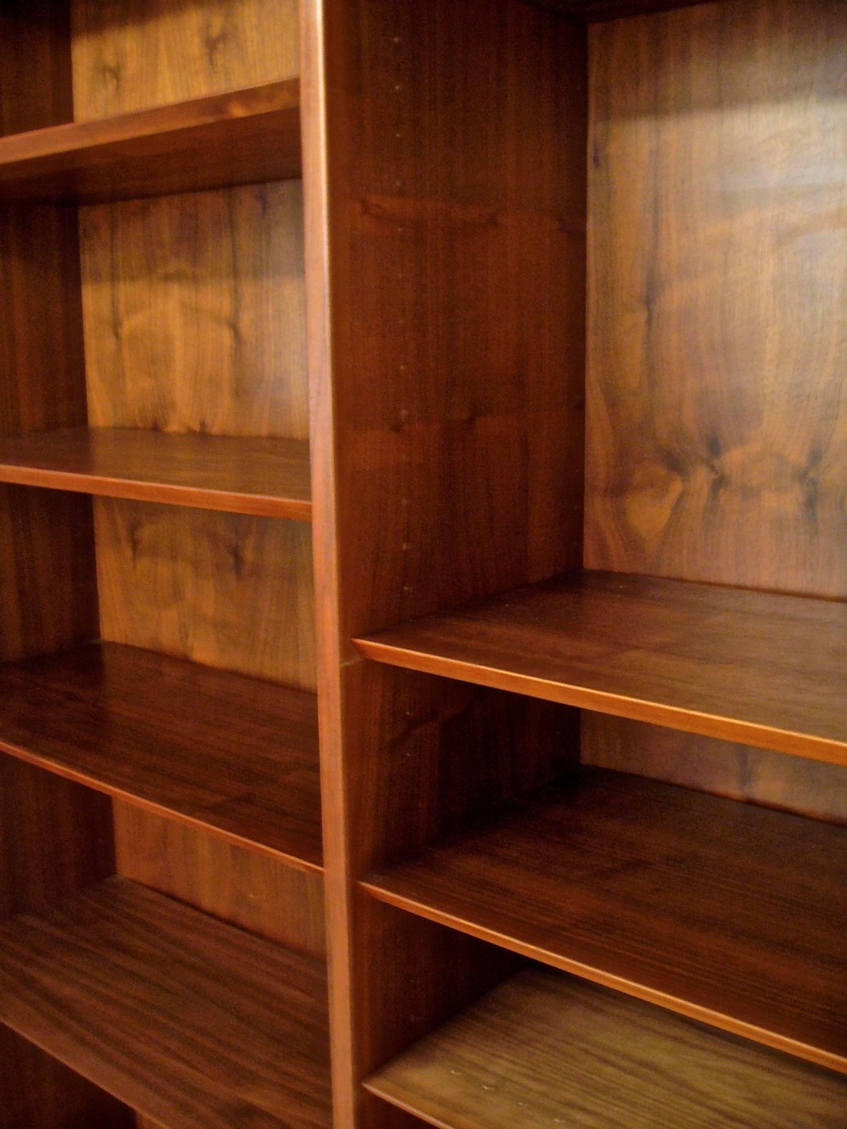 Veneer Poul Hundevad Danish Modern Teak Bookcase