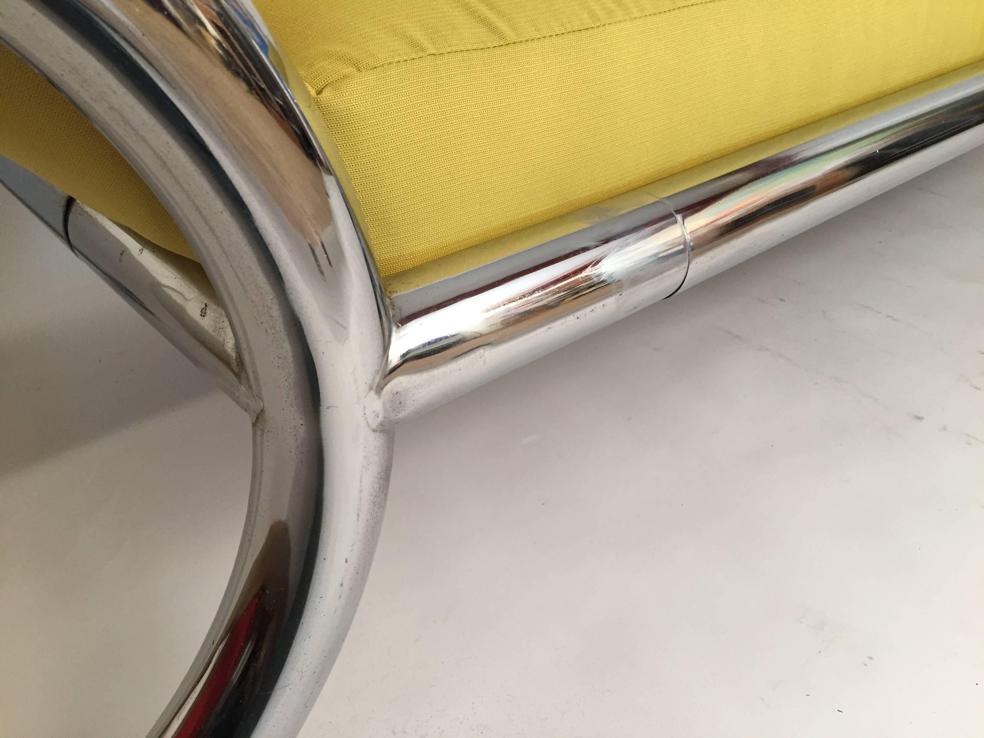 Chrome 1970s Italian Chaise Lounge In Good Condition In Garnerville, NY