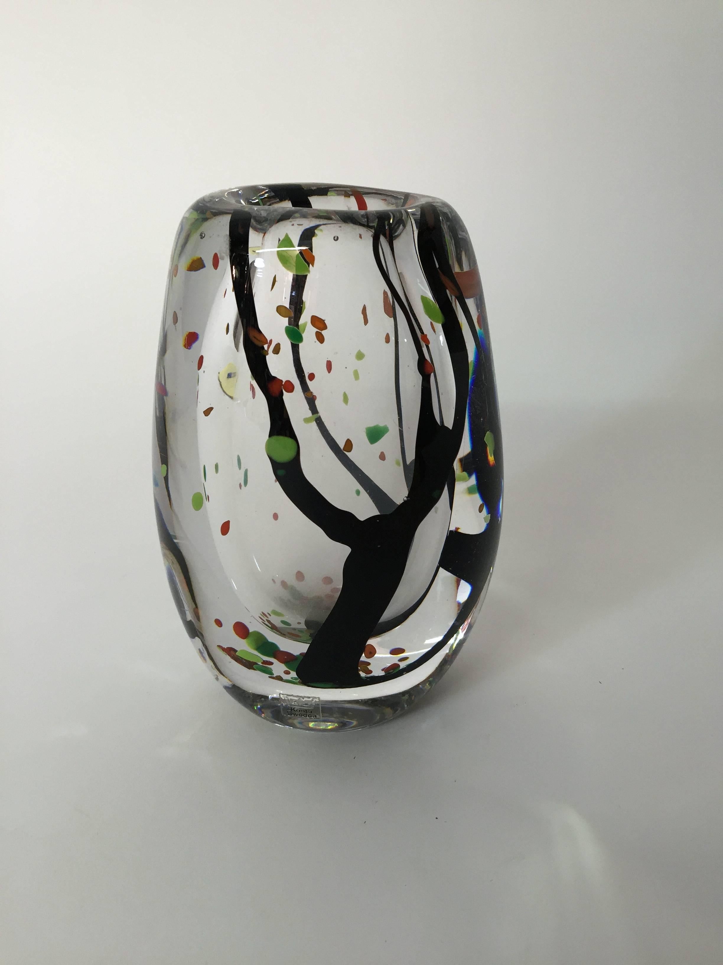 Vicke Lindstrand Kosta Autumn Art Glass Vase 1
