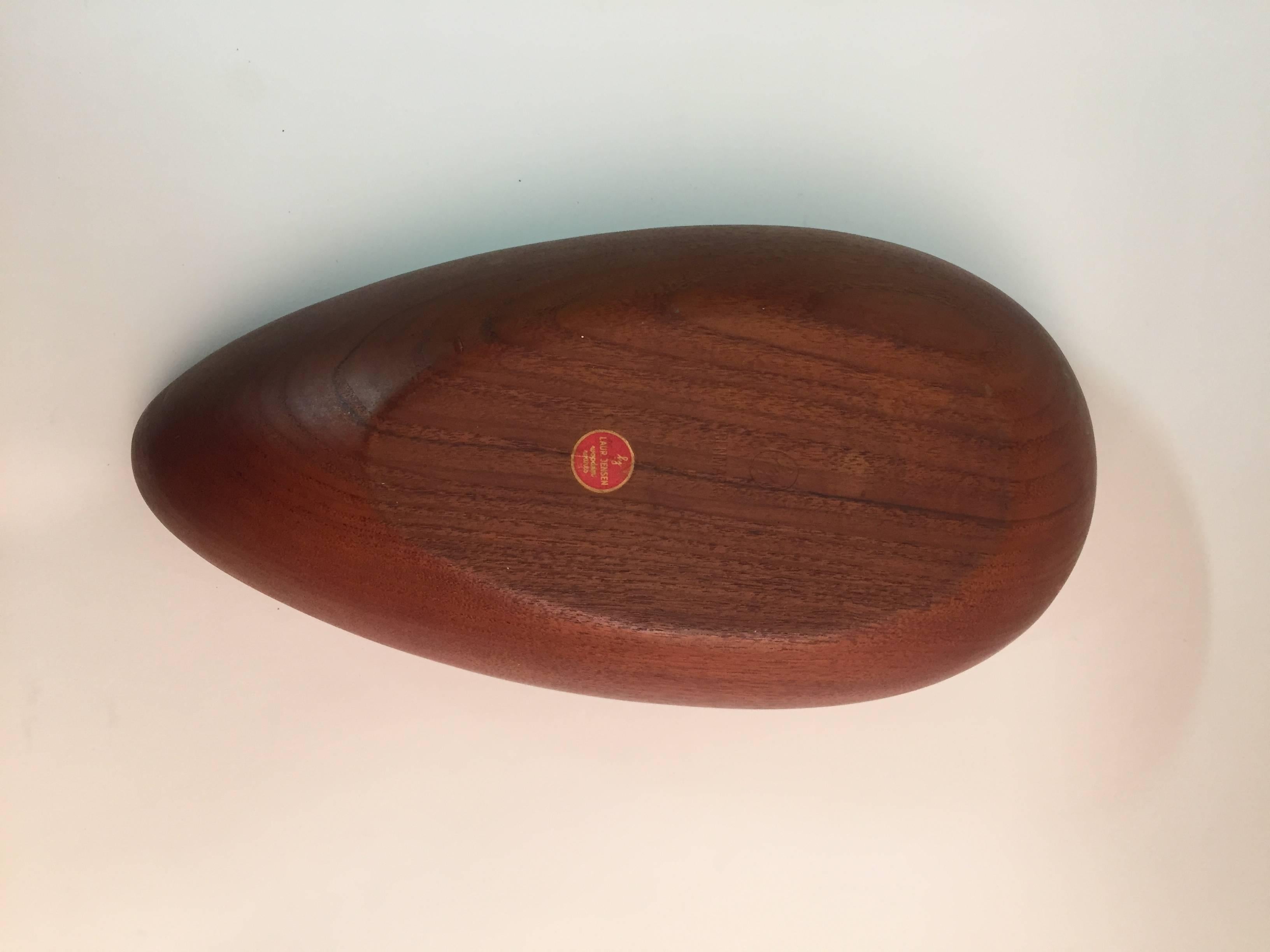Danish Laur. Jensen Teak Wooden Wares Teardrop Bowl In Excellent Condition In Garnerville, NY