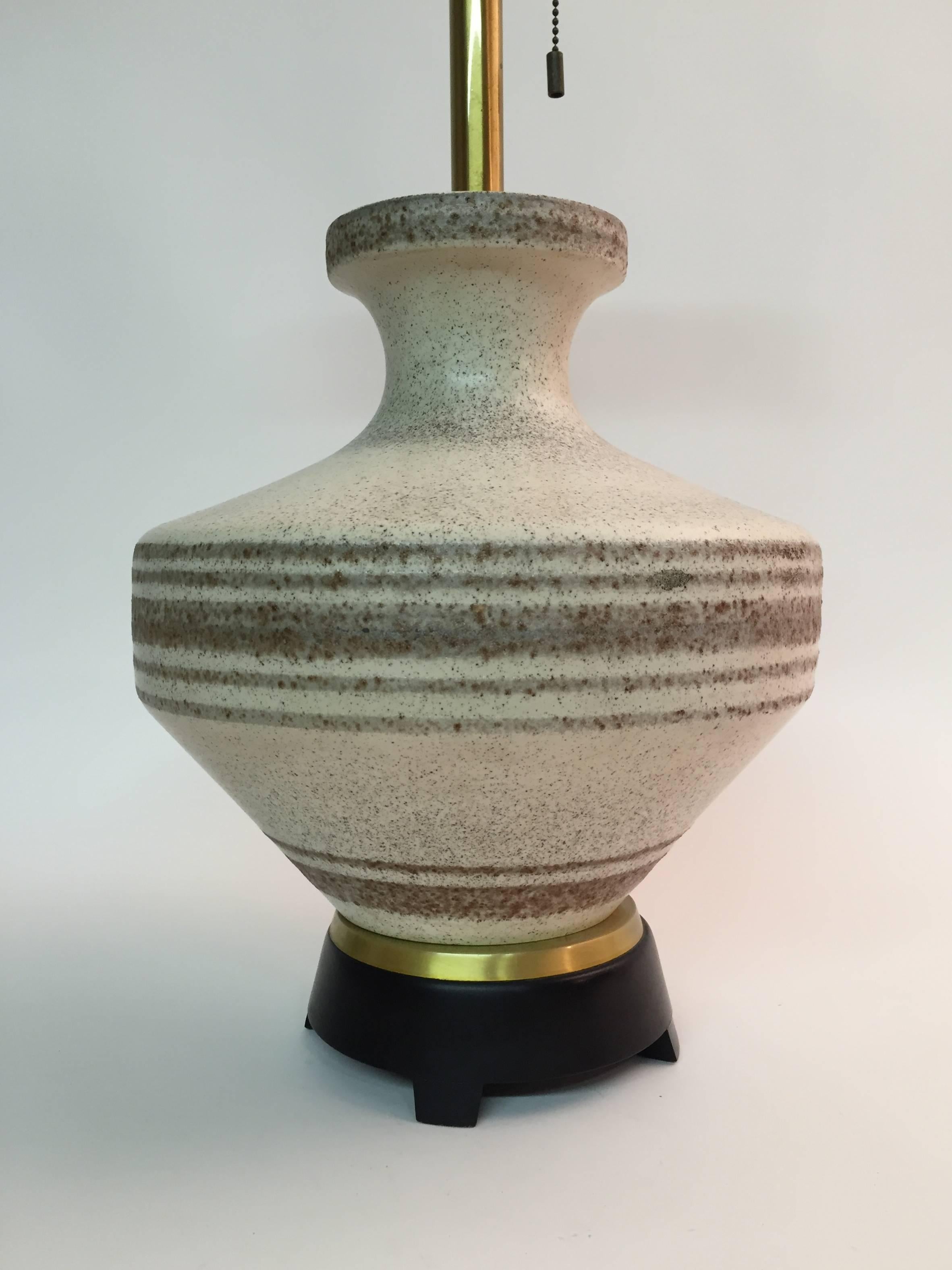 Mid-Century Modern Gerald Thurston for Lightolier Ceramic Table Lamp