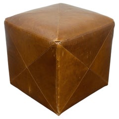 Fußhocker „Cognac“ aus Leder von Crate & Barrel, zeitgenössisches Design