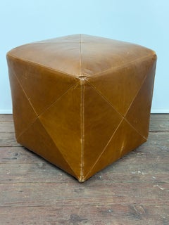 Fußhocker „Cognac“ aus Leder von Crate & Barrel, zeitgenössisches Design