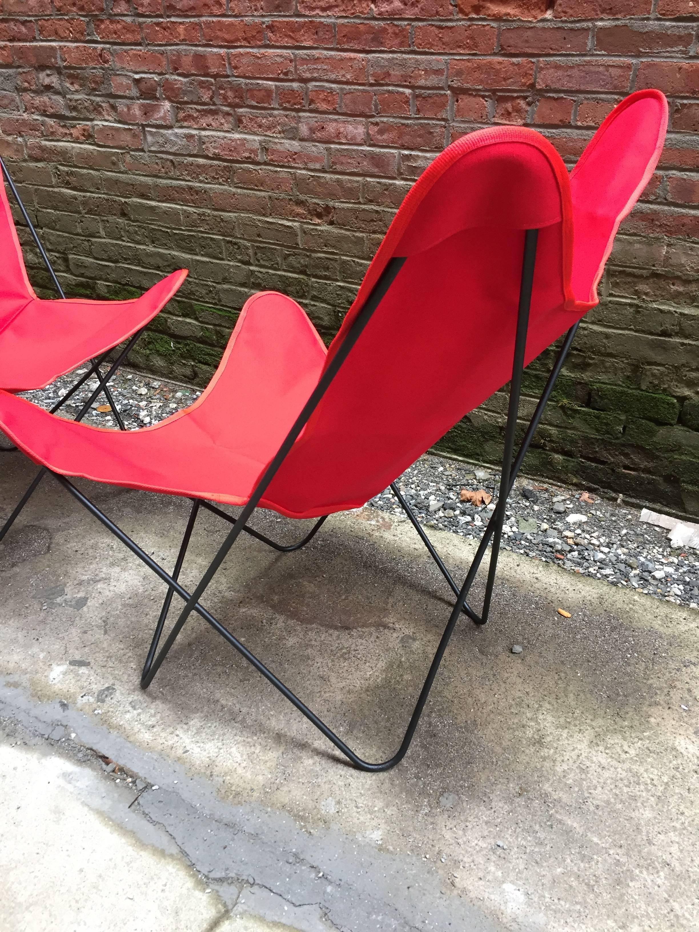 Argentine Pair of Early Jorge Ferrari-Hardoy Iron Butterfly Sling Chairs