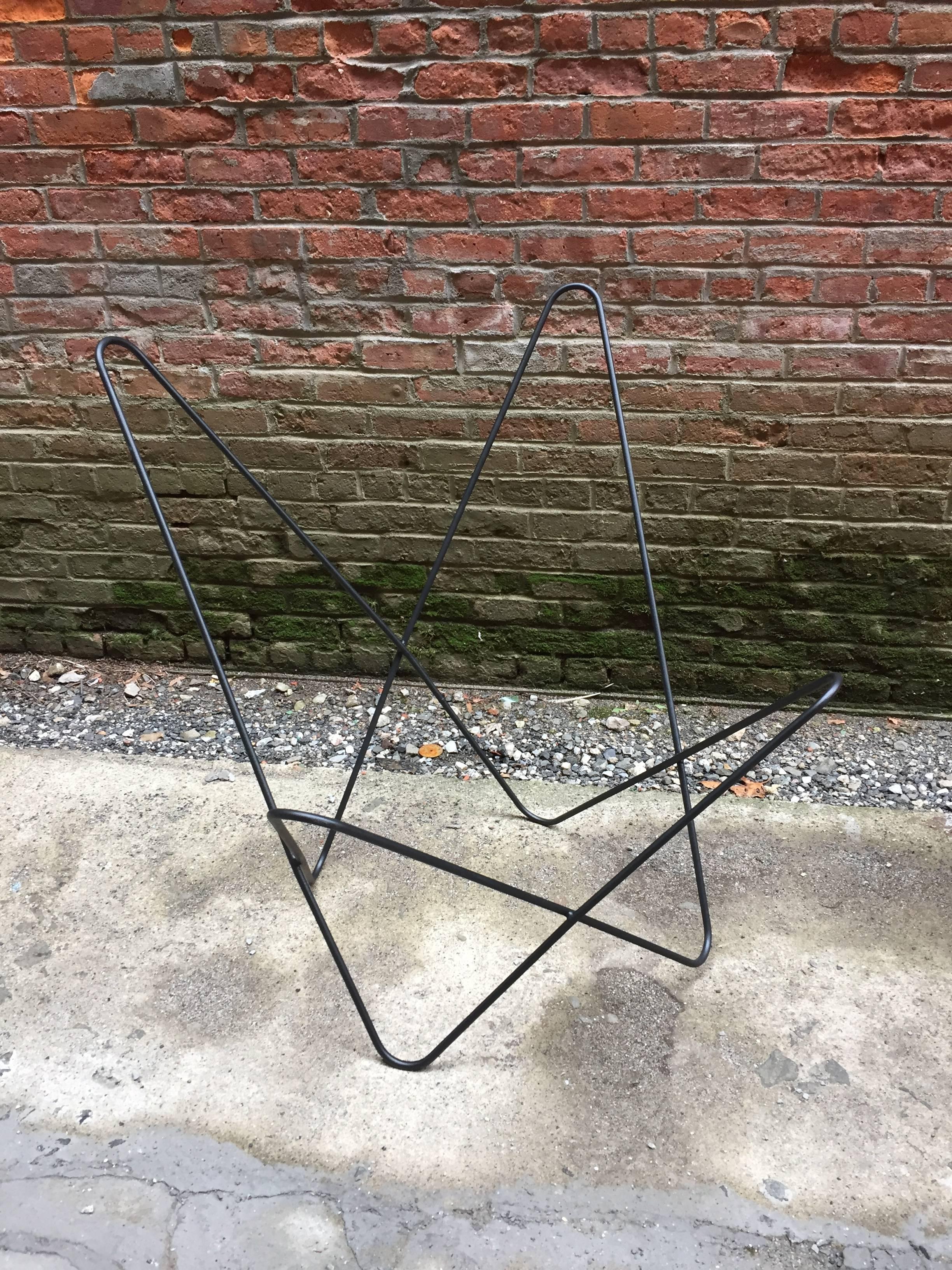 Pair of Early Jorge Ferrari-Hardoy Iron Butterfly Sling Chairs 1