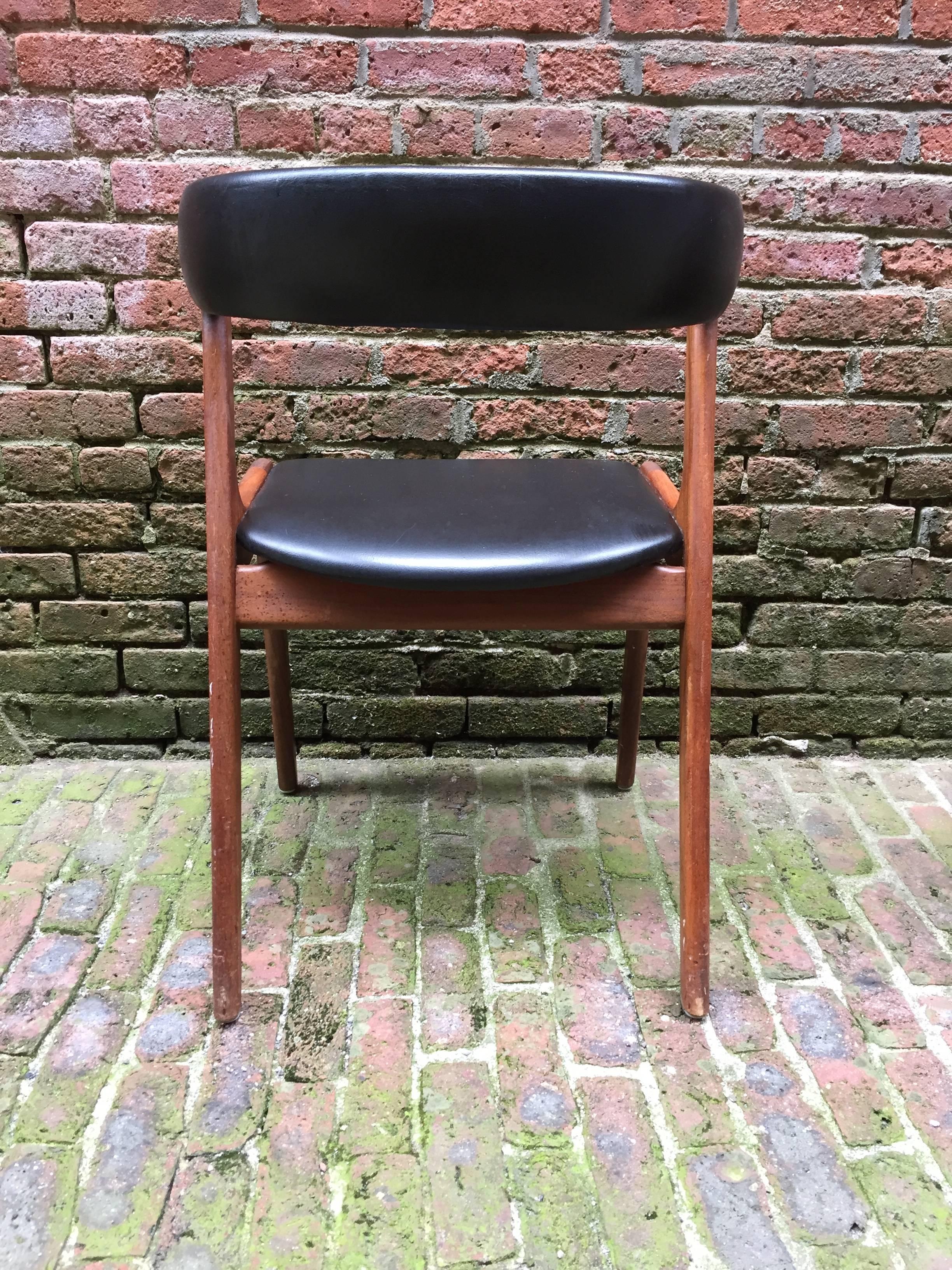 Mid-20th Century Set of Four Sculptural Teak Chairs in Style of Kai Kristiansen