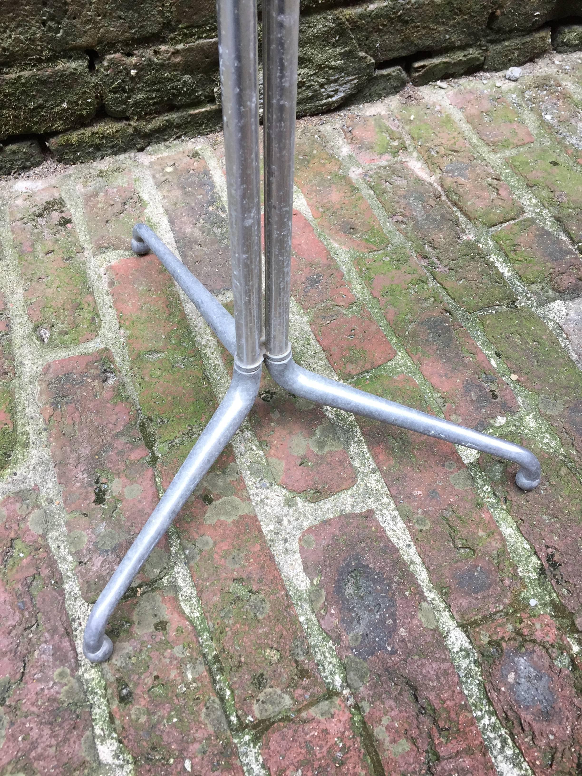 aluminum plant stands