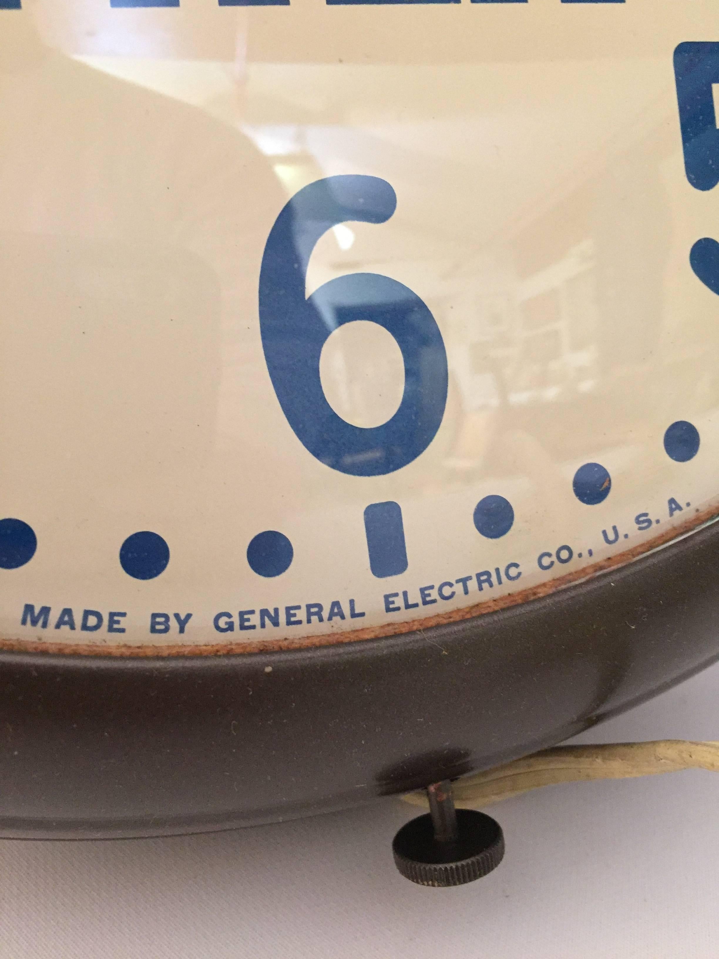 Industrial 1950s Dairylea Milk Advertising GE Wall Clock