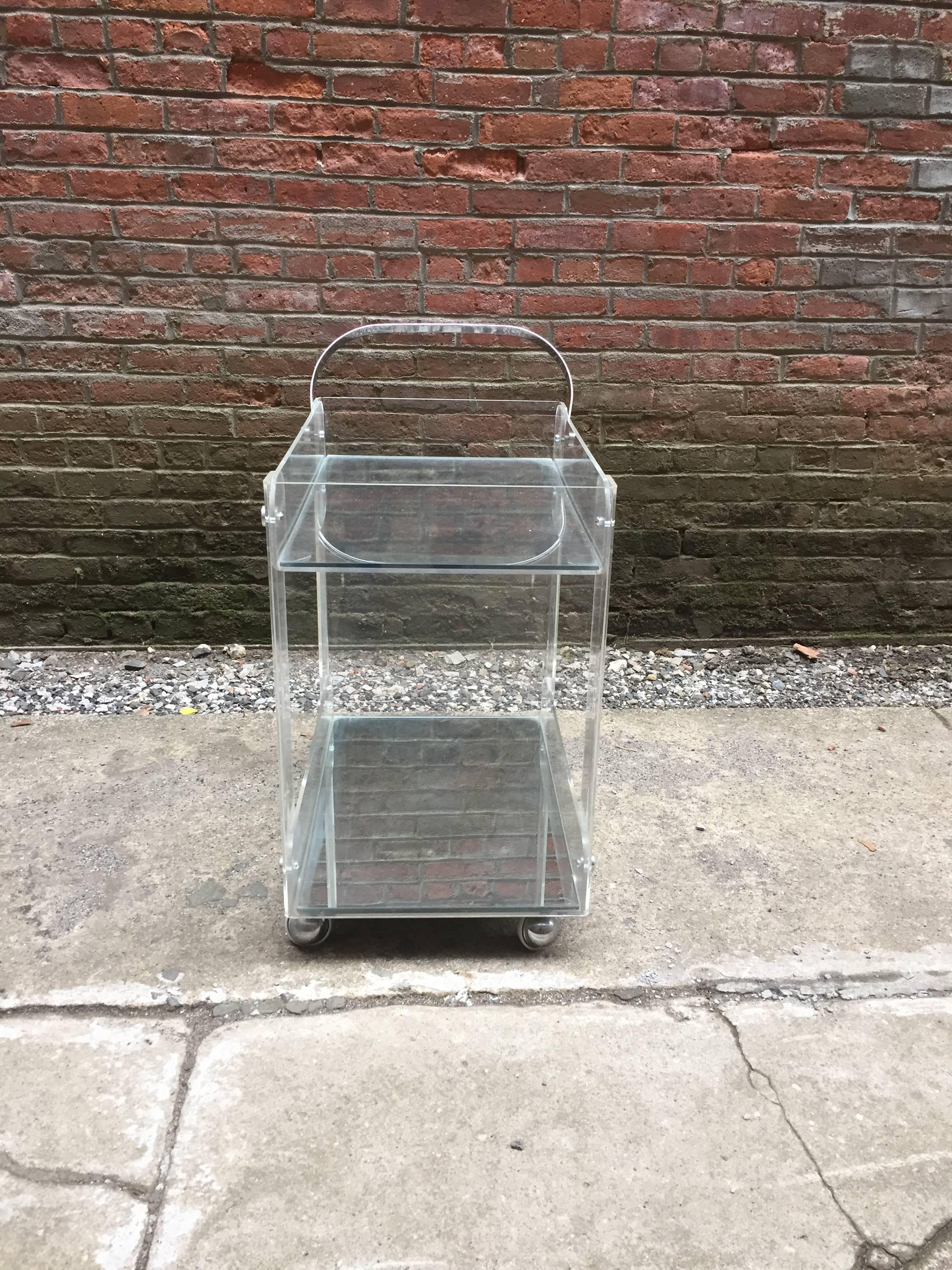 1970s Lucite and Chrome Bar Cart In Good Condition In Garnerville, NY