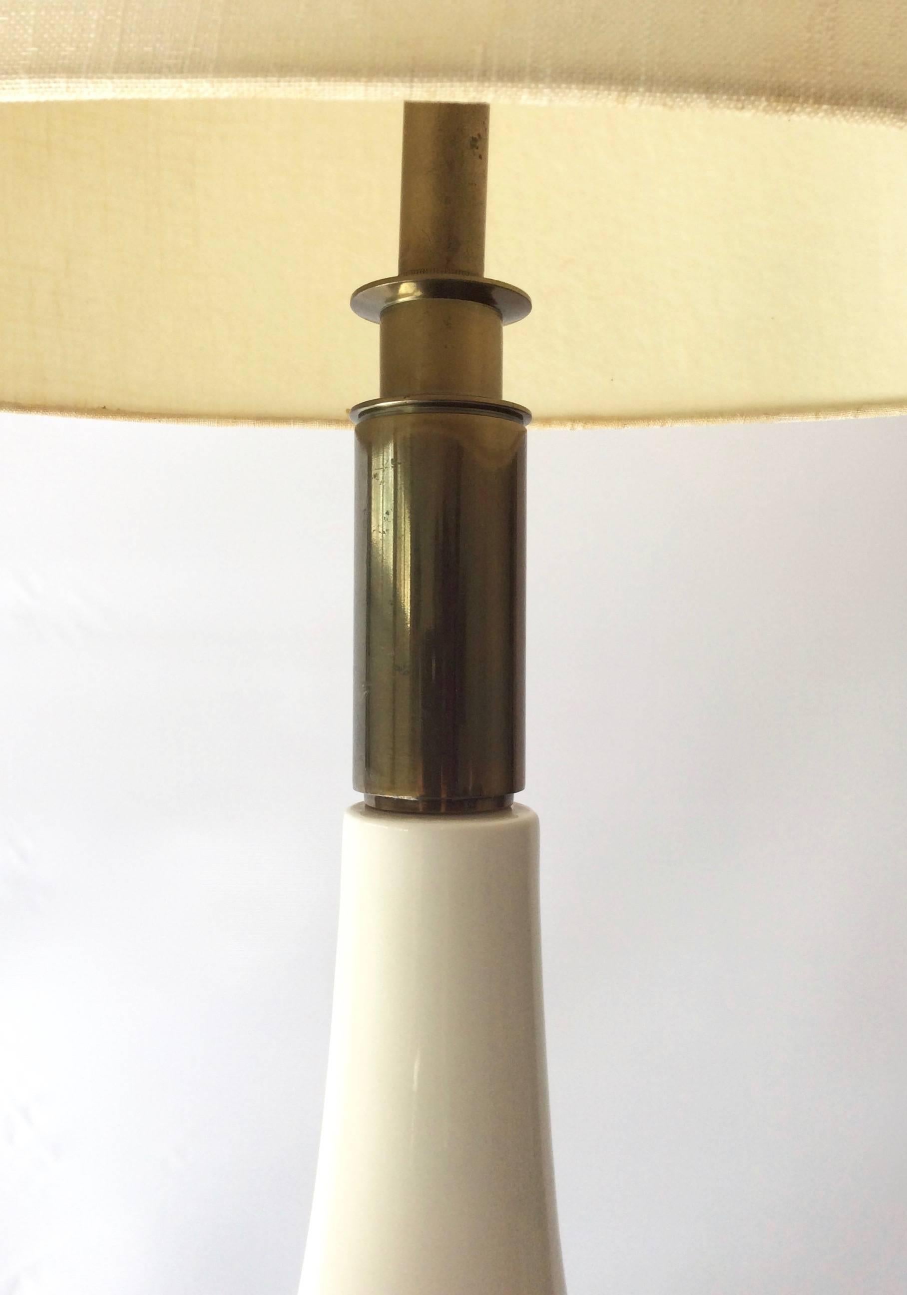 Mid-20th Century Large Mid-Century Modern Ceramic Stiffel Table Lamp For Sale