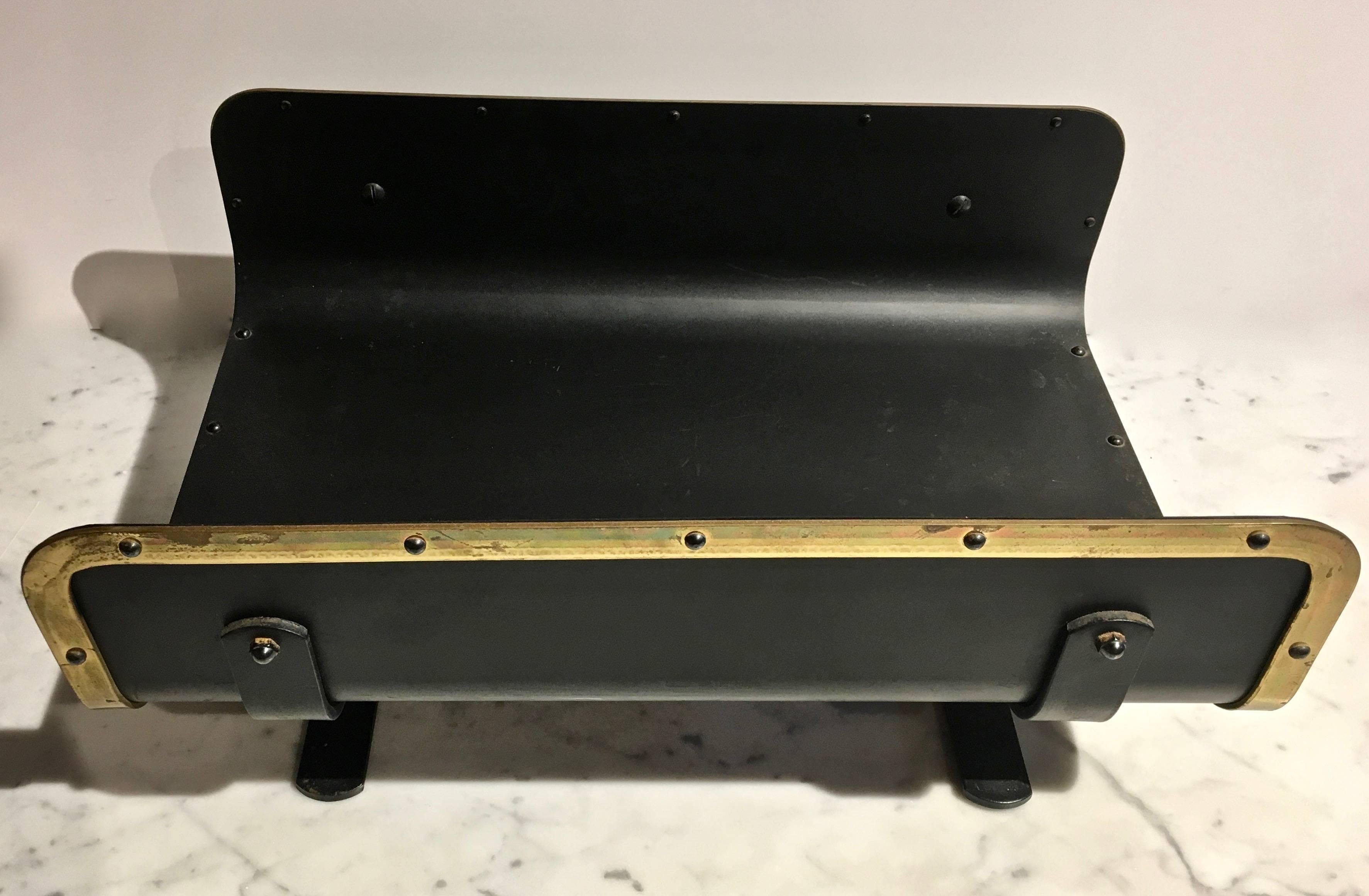 Log Holder with Brass Edge Trimming, in Style of Albrizzi or Danny Alessandro In Good Condition In Stamford, CT