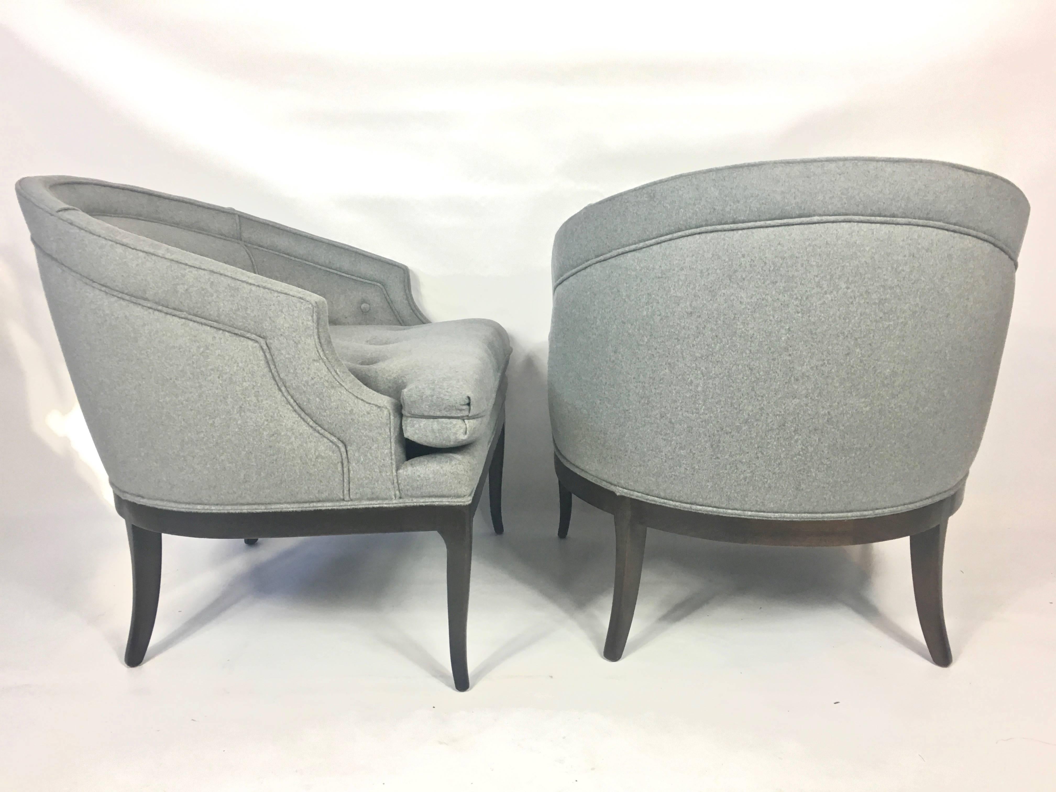 Mid-Century Modern Pair of Labelled Widdicomb Lounge Chairs by T.H. Robsjohn-Gibbings