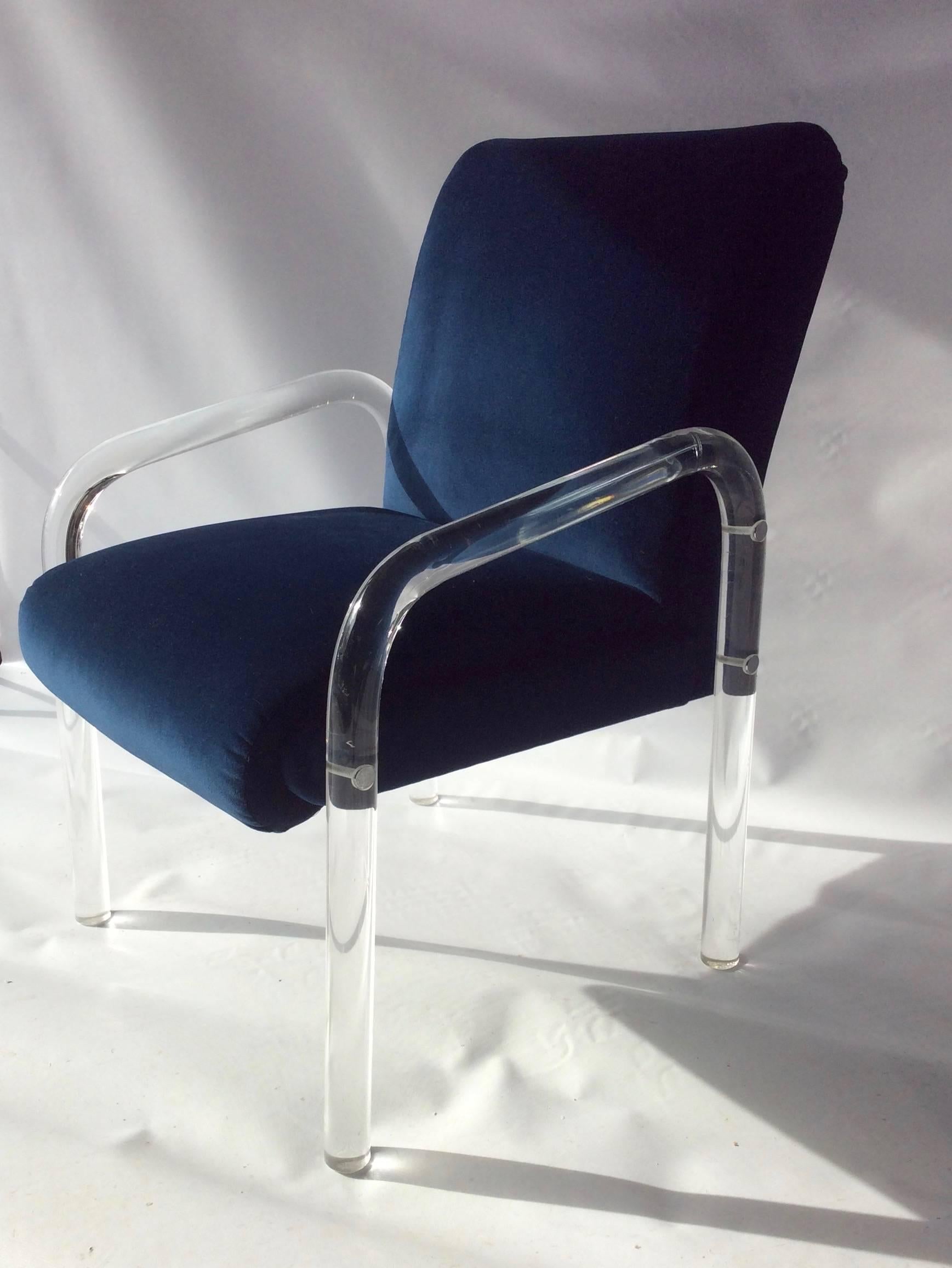 Mid-Century Modern Pair of Vintage Lucite Arm Chairs, Manner Charles Hollis Jones or Lion In Frost