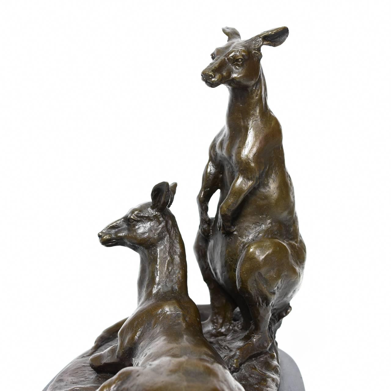 Pair of Bronze Kangaroo Sculptures, circa 2000 In Good Condition For Sale In Malvern, Victoria