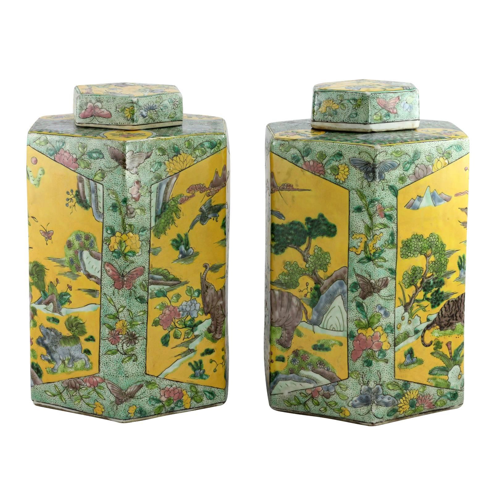 Ceramic Pair of 20th Century Chinese Kangxi Style Hexagonal Shaped Lidded Jars For Sale