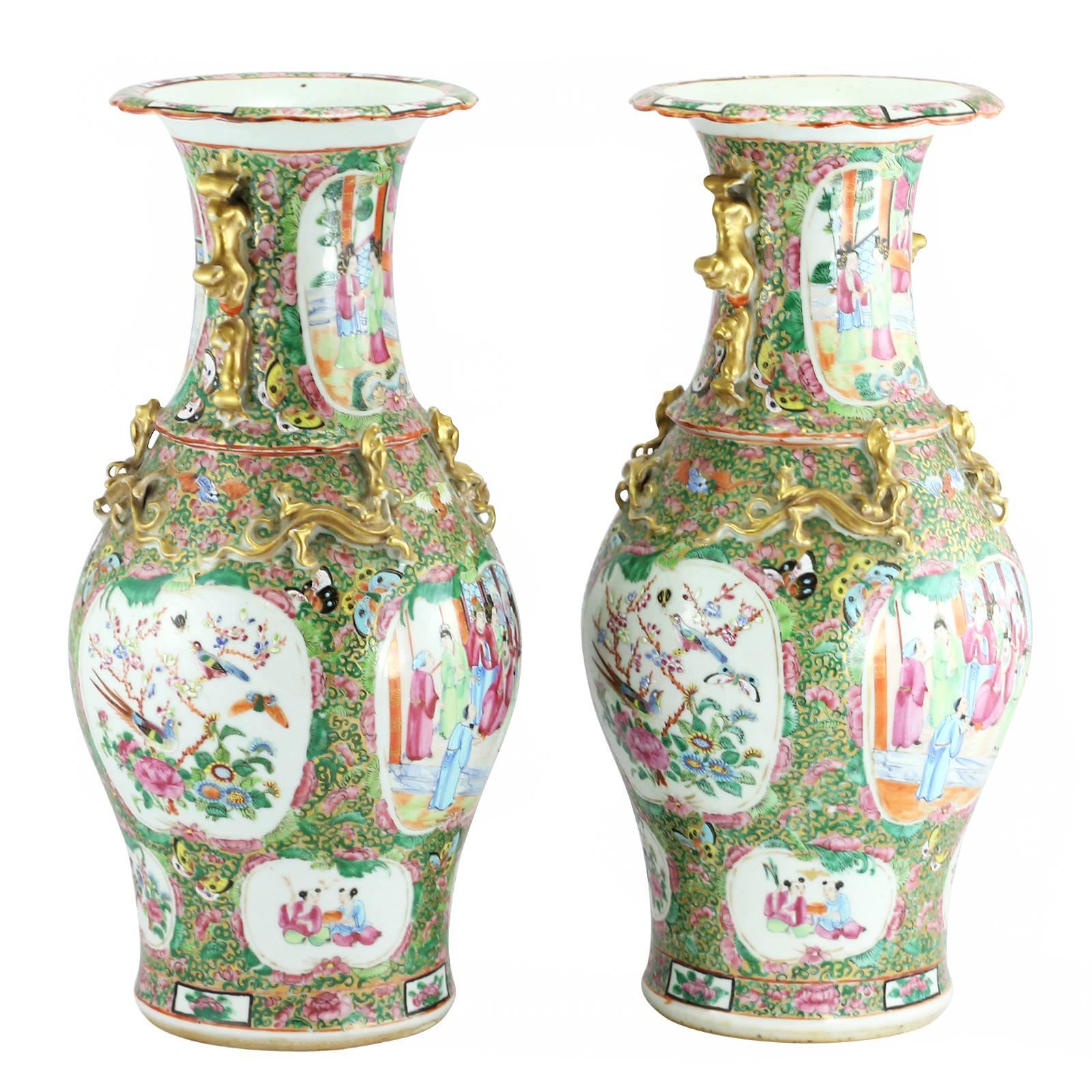 Porcelain Pair of 19th Century Chinese Qing Dynasty Famille Rose Vases