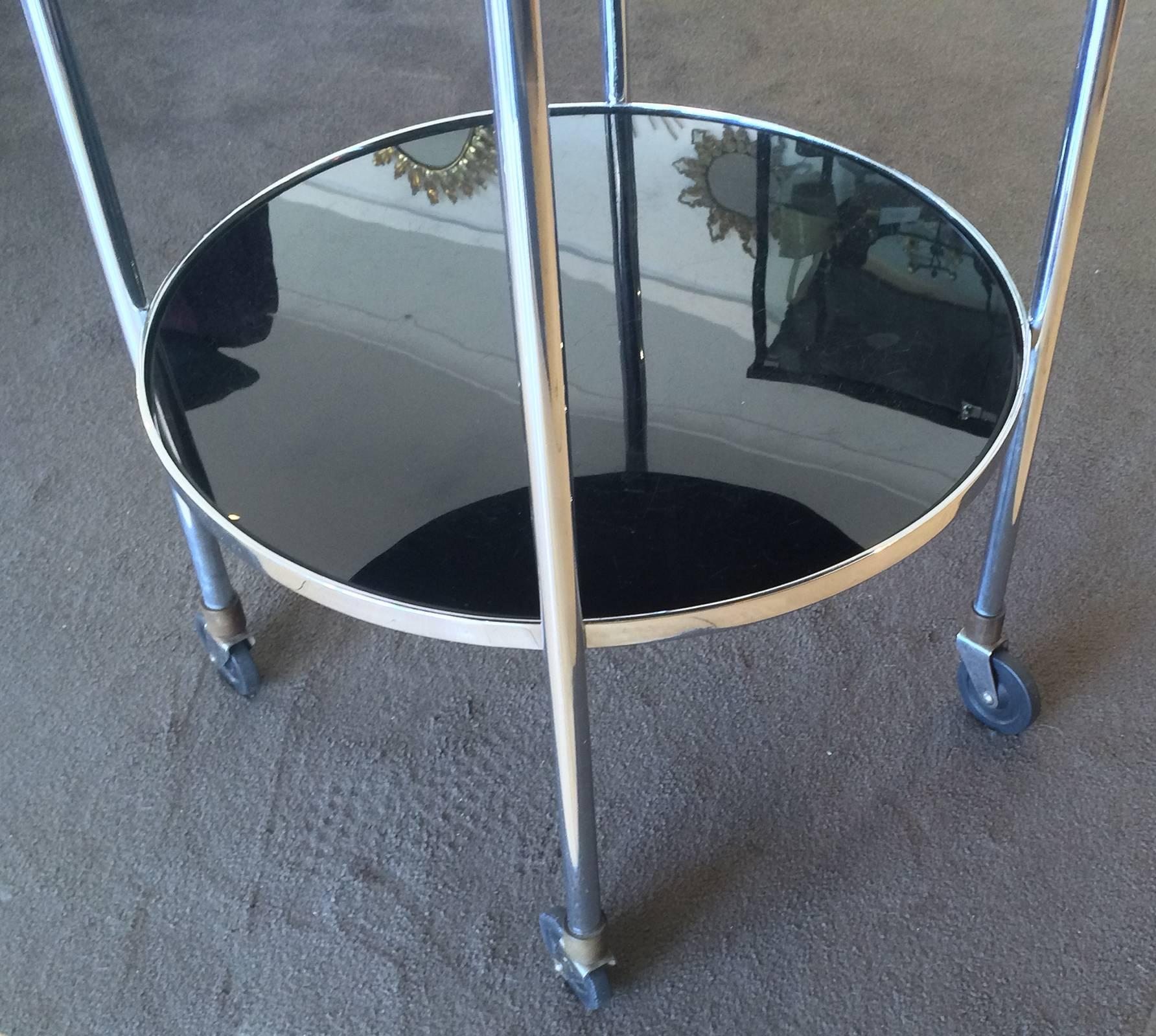 Art Deco Round Vitrolite and Chrome Auto Trolley Bar Cart In Excellent Condition In Daylesford, Victoria