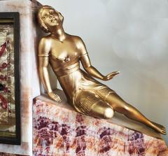 Art Deco French Clock of Marble and Mother-of-Pearl