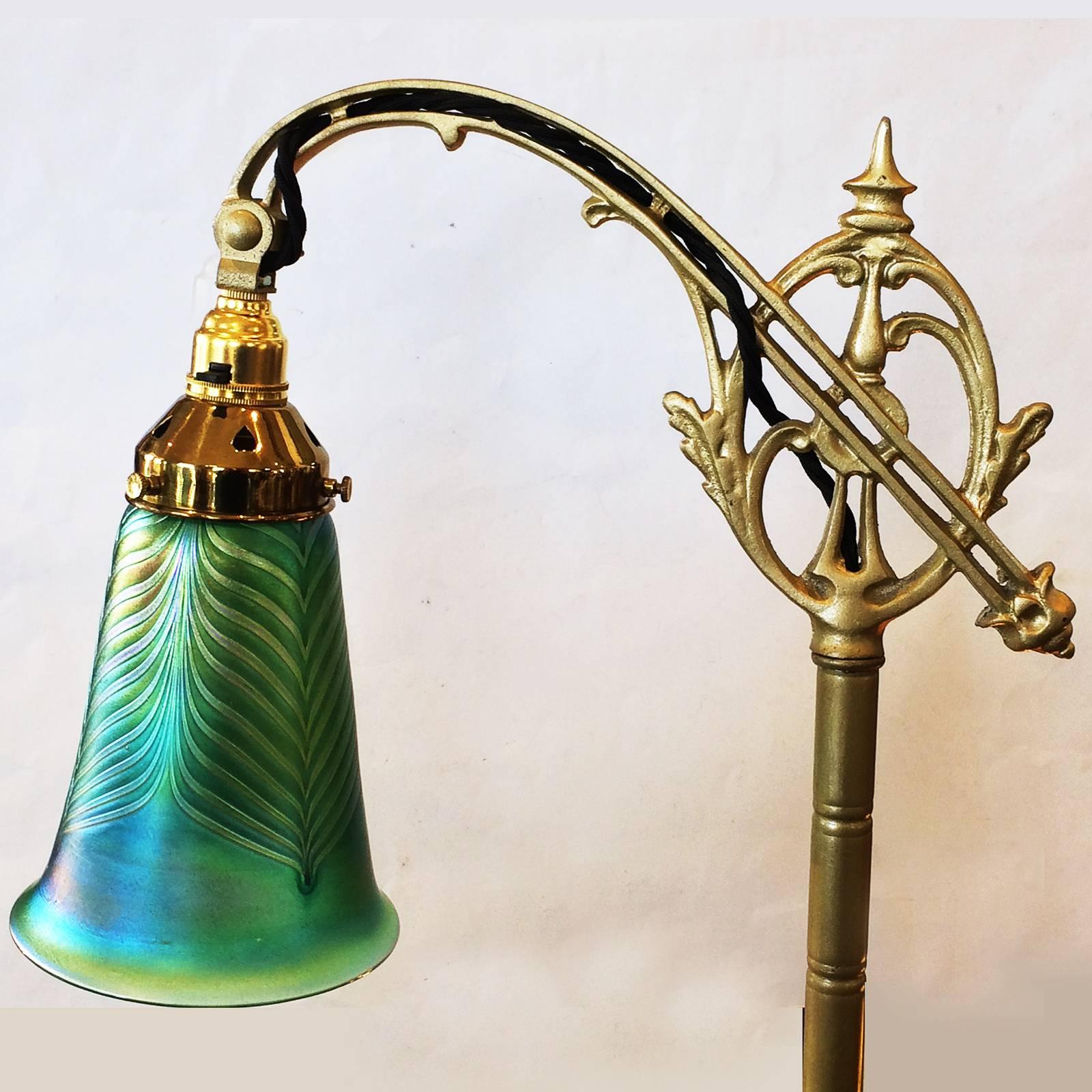 Early 20th Century Art Nouveau Jadeite Glass and Irridescent Pulled Feather Shade Bridge Floor Lamp