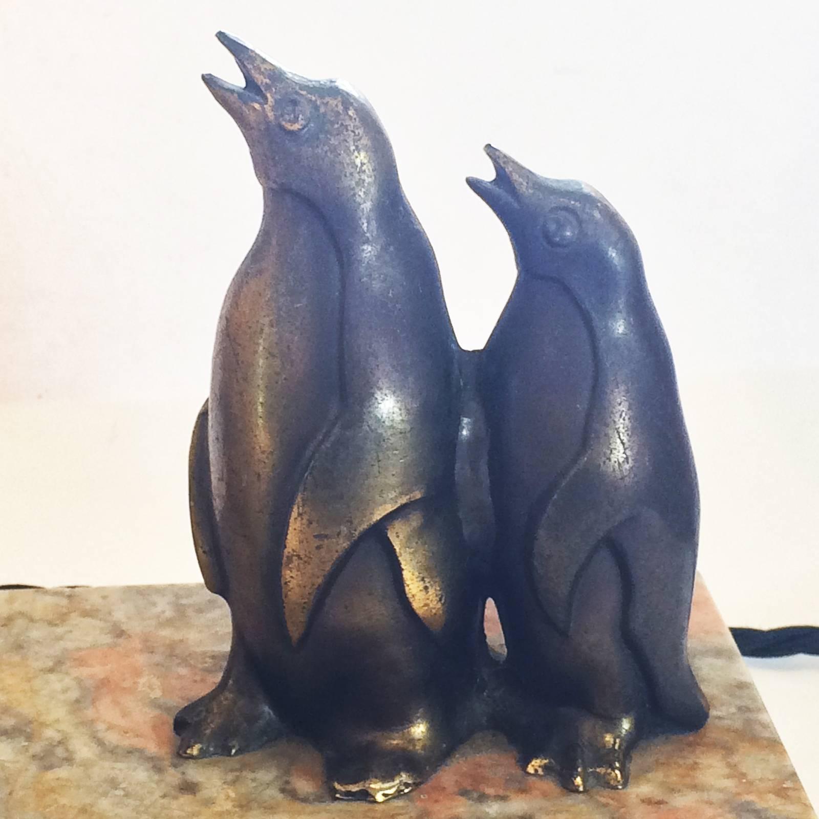 Art Deco French Mood Lamp of Penguins on Marble In Excellent Condition In Daylesford, Victoria