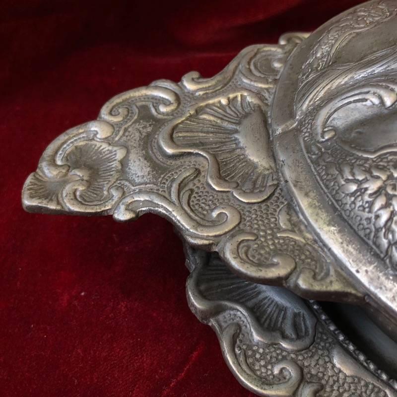 Polish Pewter Rococo Form Covered Bowl and Stand, Early 18th Century For Sale 3
