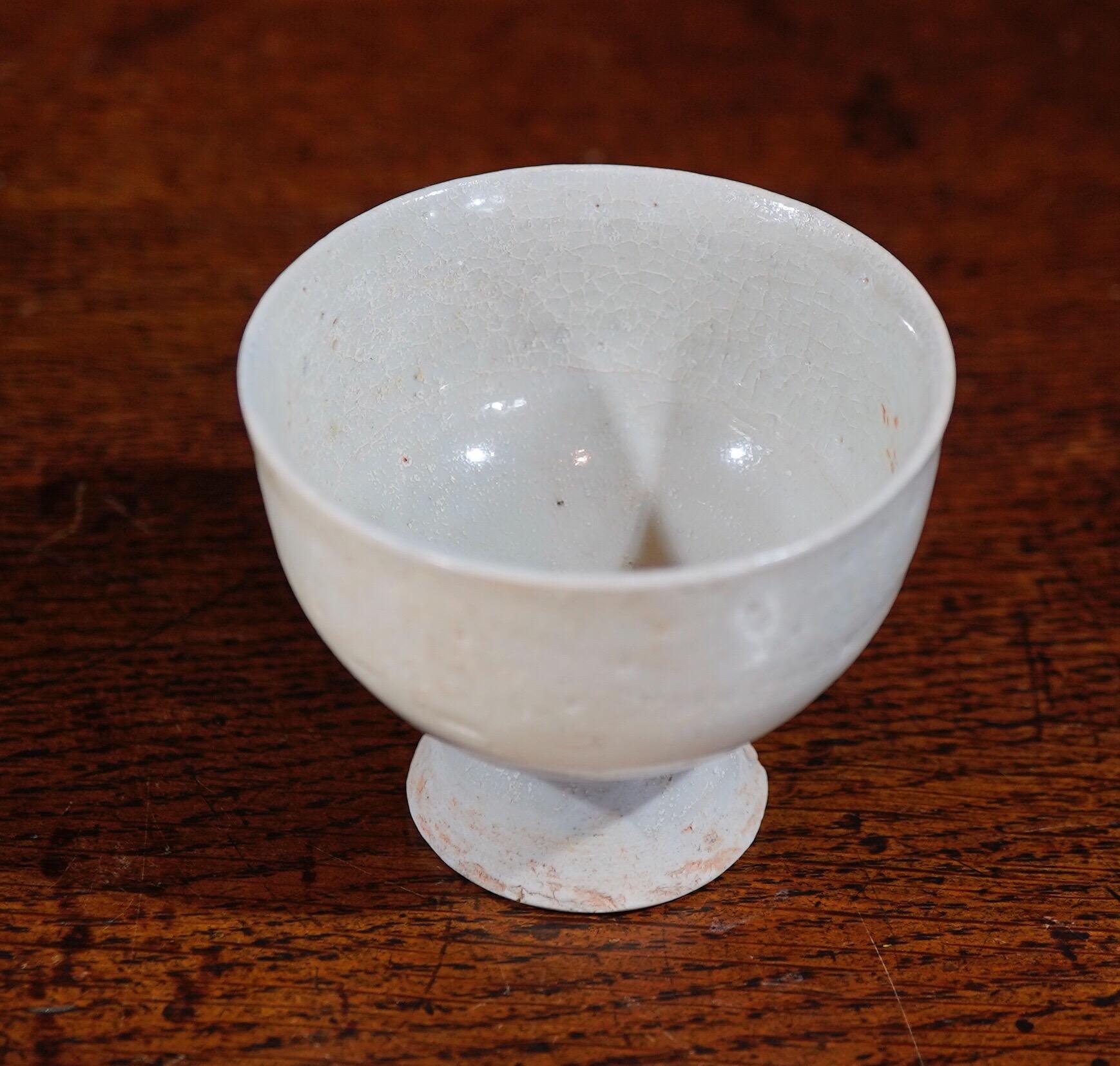 Chinese Celadon Glaze Stem Cup, Yan Dynasty, 14th Century 4