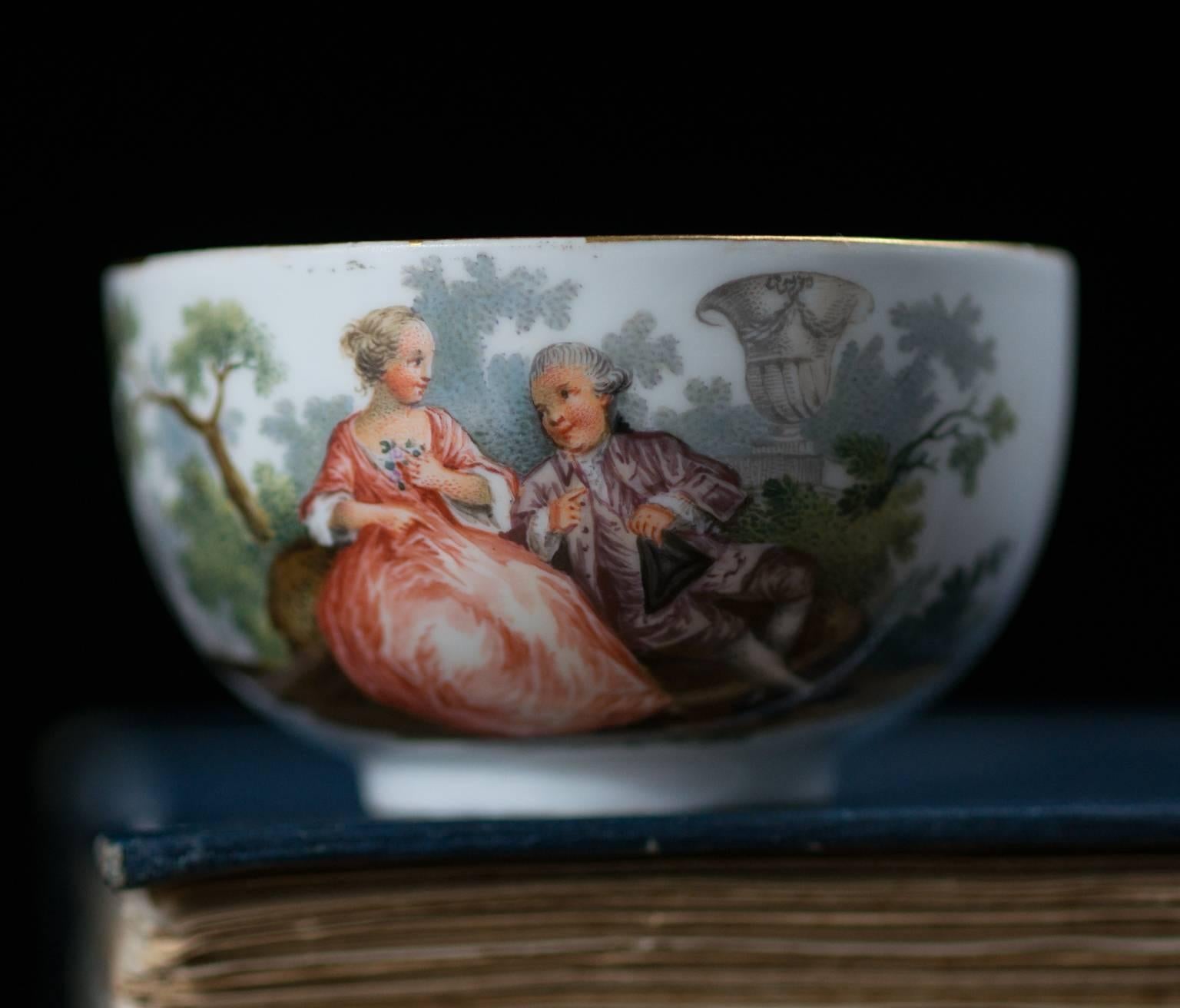 Rococo Meissen Teabowl and Saucer, Watteauesque Scenes, circa 1770 For Sale