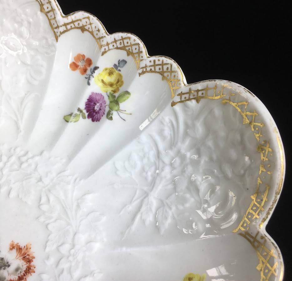 French Meissen Bowl with Gotzkowsky Moulding, circa 1765 For Sale