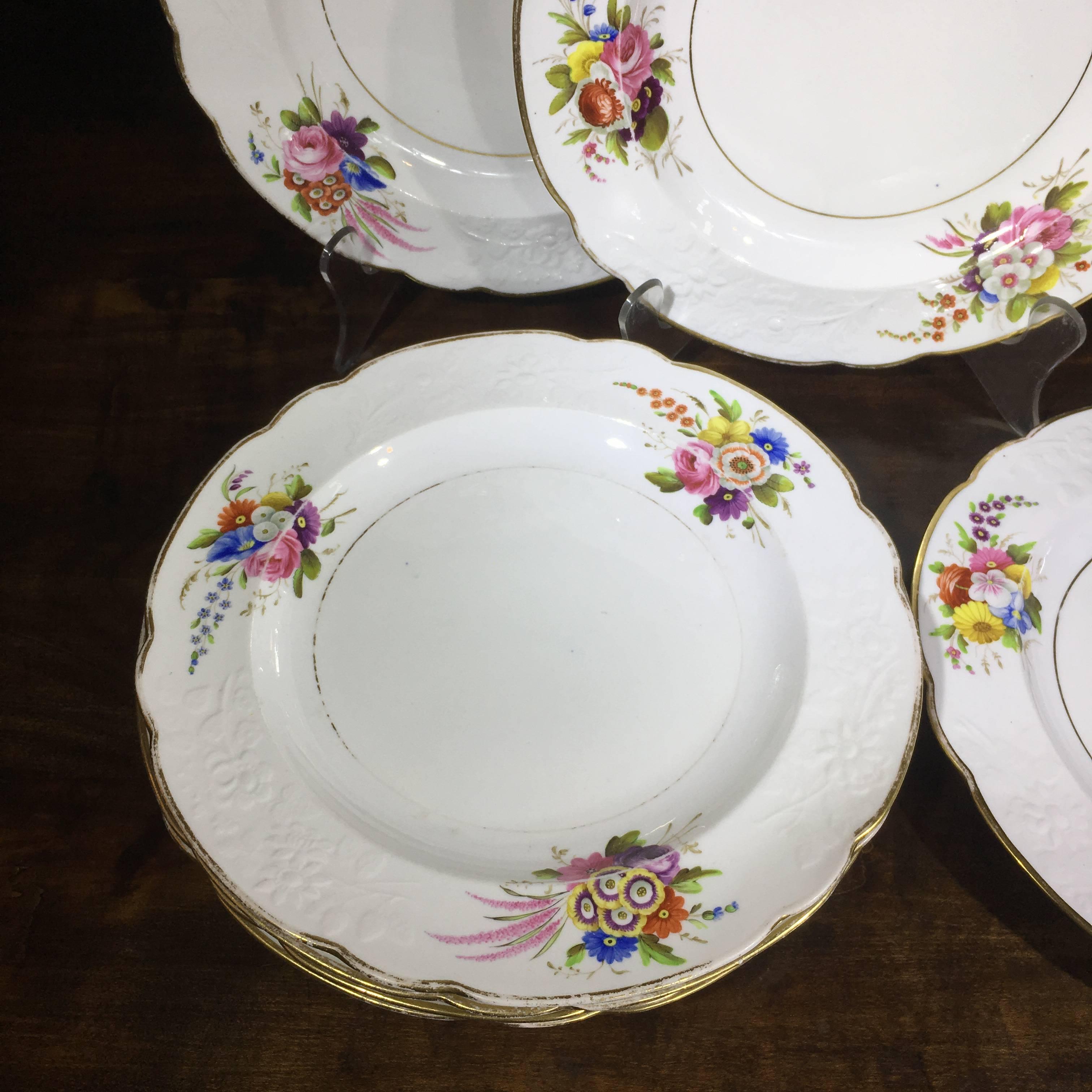 Set of Seven Spode  Dinner Plates, Flower Moulded Border, Daniel Decorated In Good Condition For Sale In Geelong, Victoria