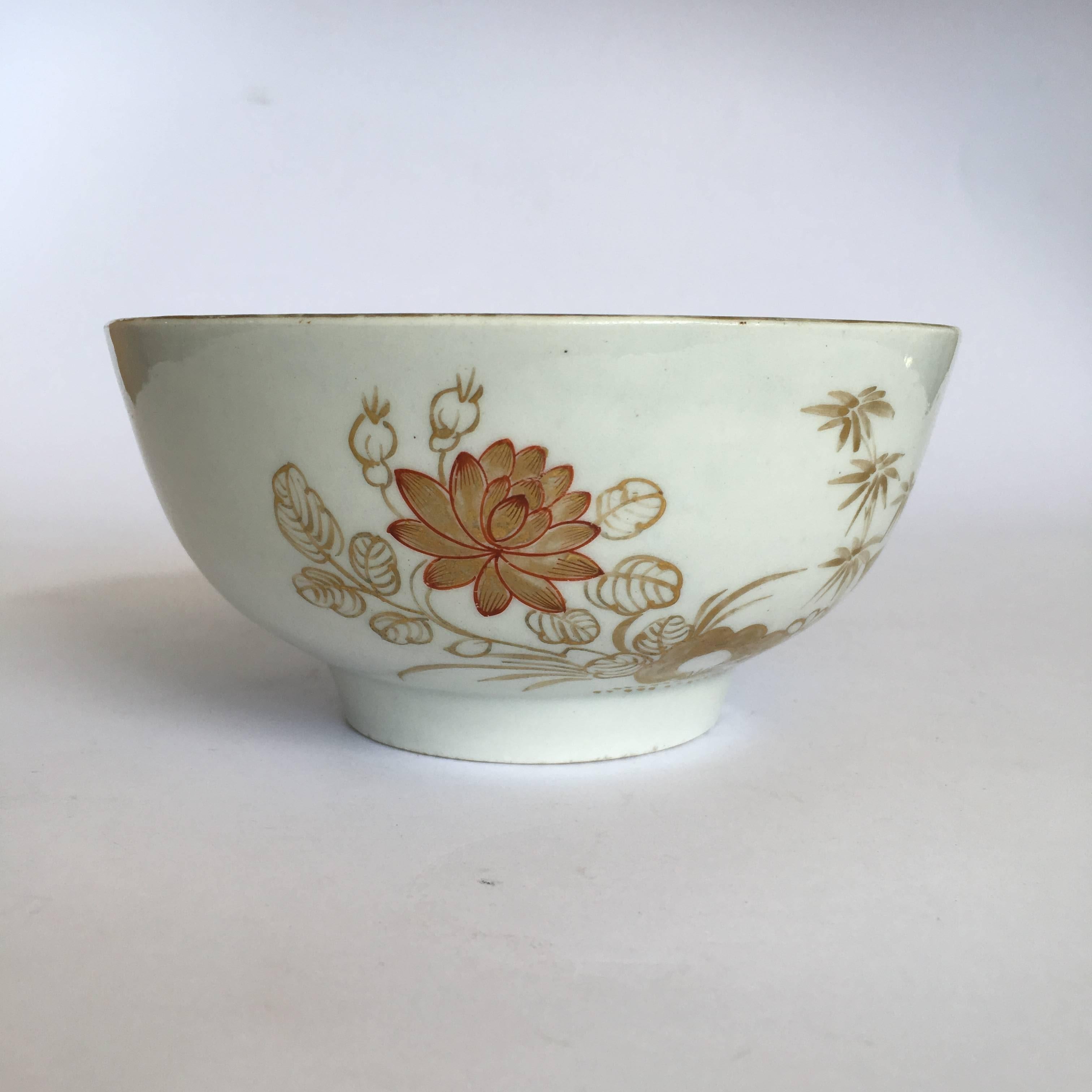 Late 18th Century Worcester slop bowl, London decorated, probably probably Giles, circa 1775 For Sale