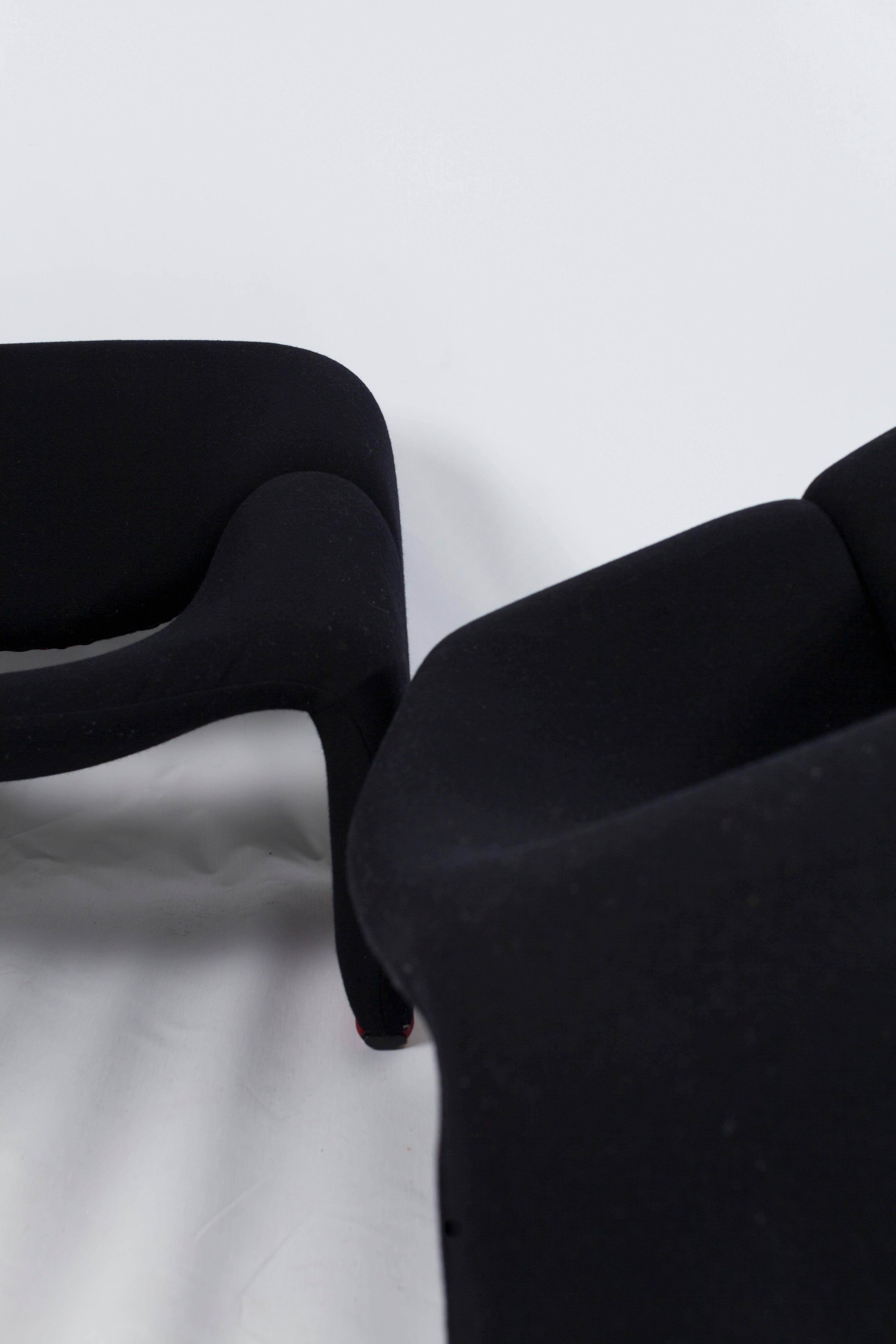 Mid-Century Modern Pair of Groovy Chairs by Pierre Paulin for Artifort
