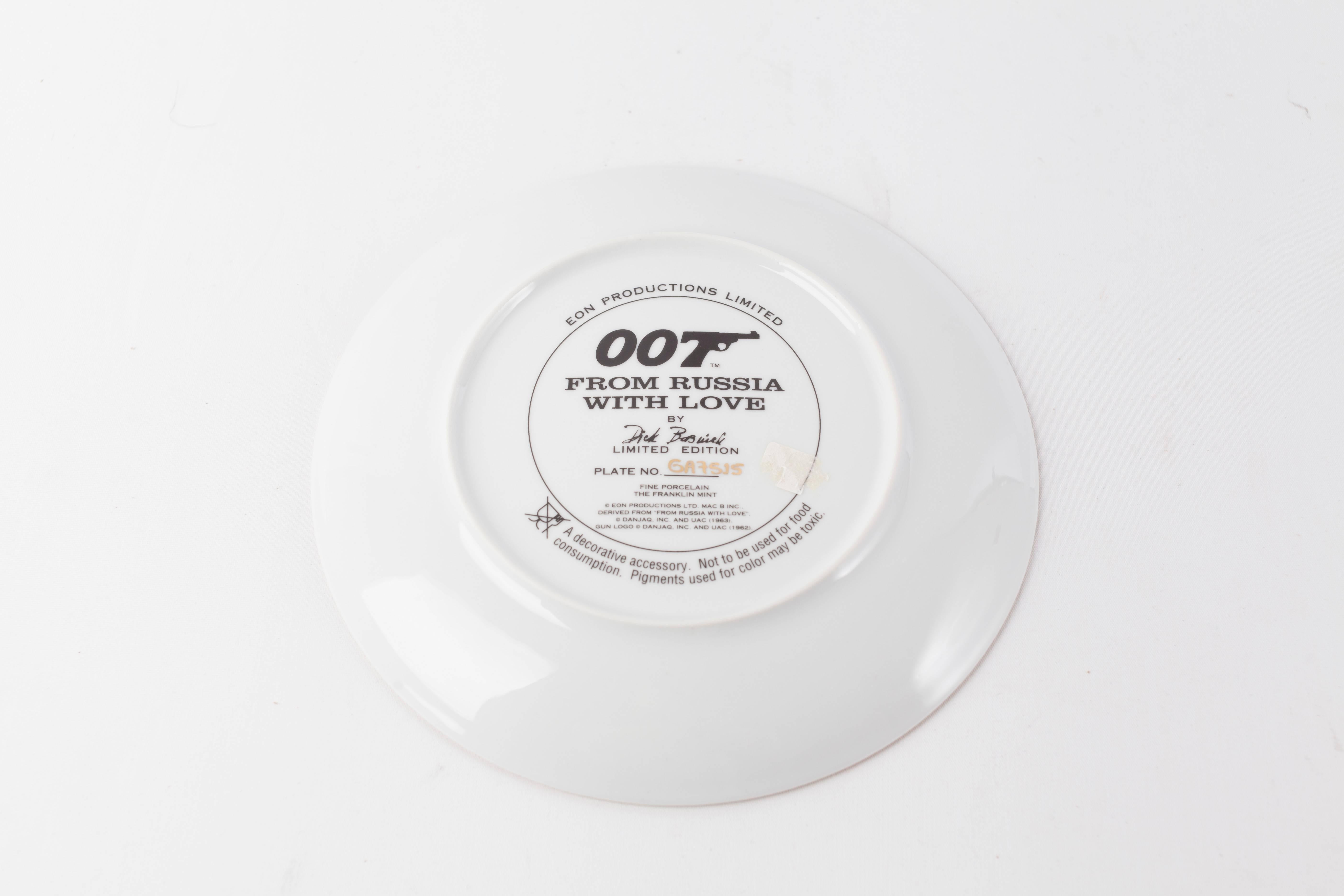 Late 20th Century Franklin Mint Limited Edition Set of Six James Bond Plates by Dick Bobnick