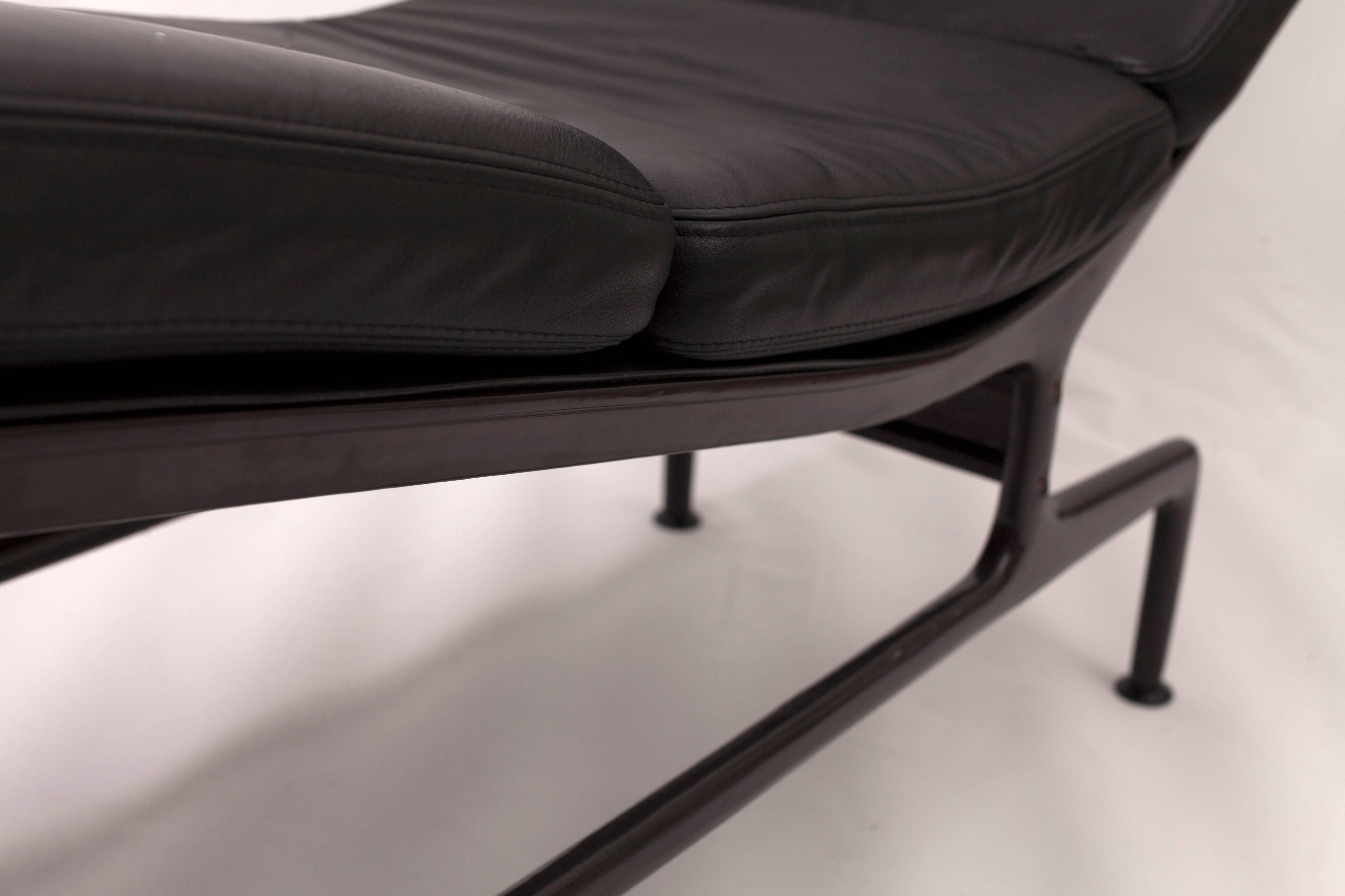 American Soft Pad 'Billy Wilder' Chaise by Charles & Ray Eames