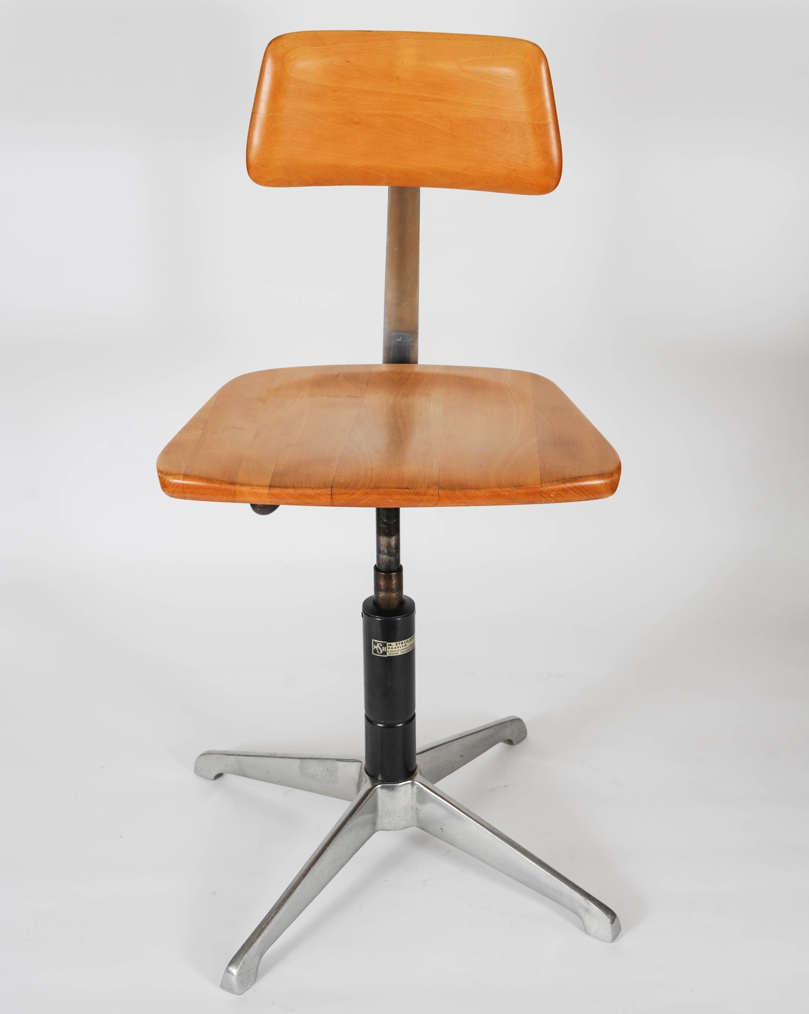 Bauhaus style Architect's Chair Sedus designed and made by M. Strijland Haarlem.
